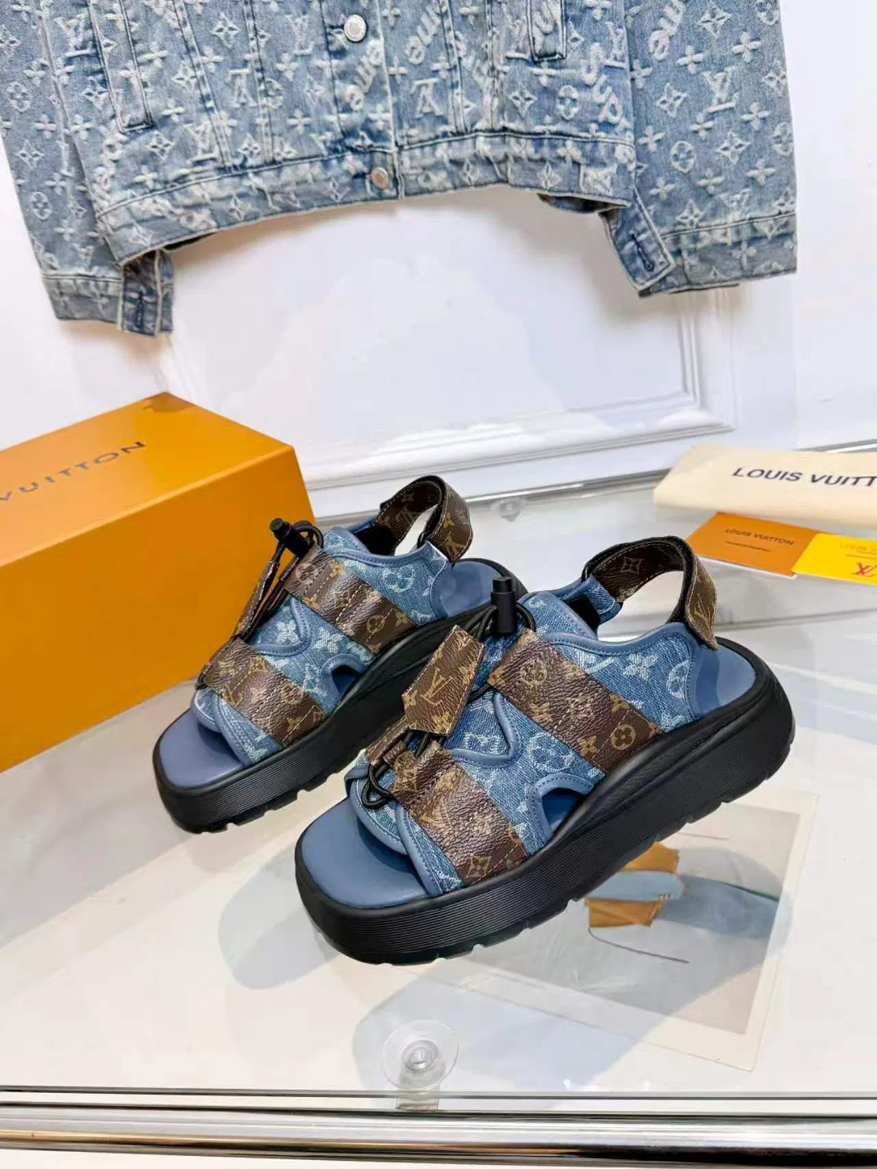 LV 27FW VBYCQID 005 샌들 31