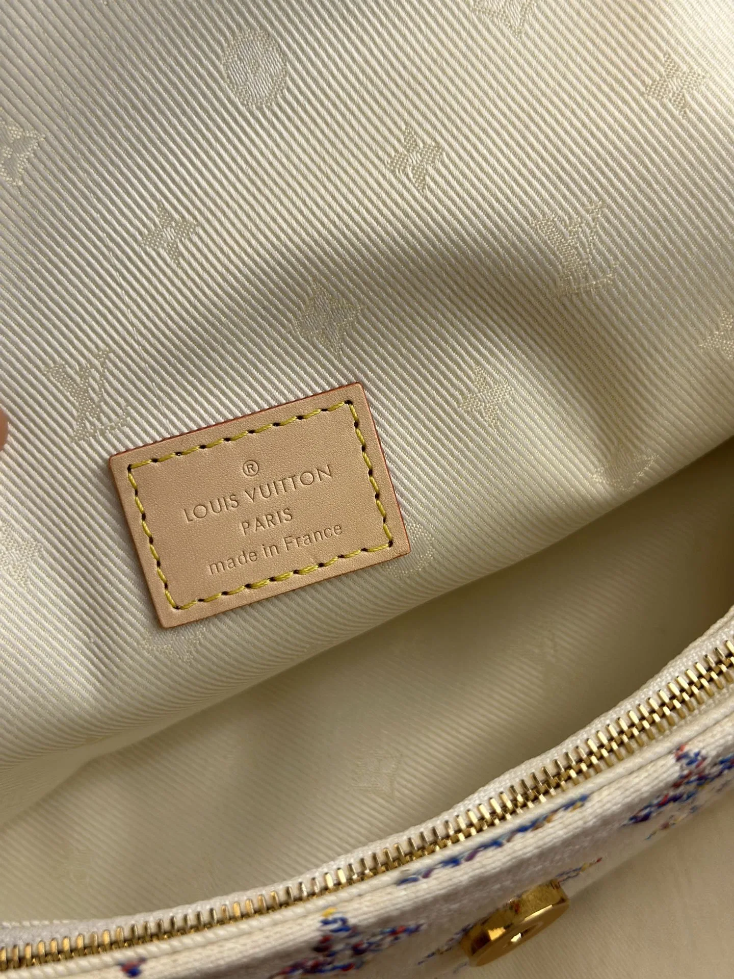 LV 27FW VCICDVH 004 미니백 9