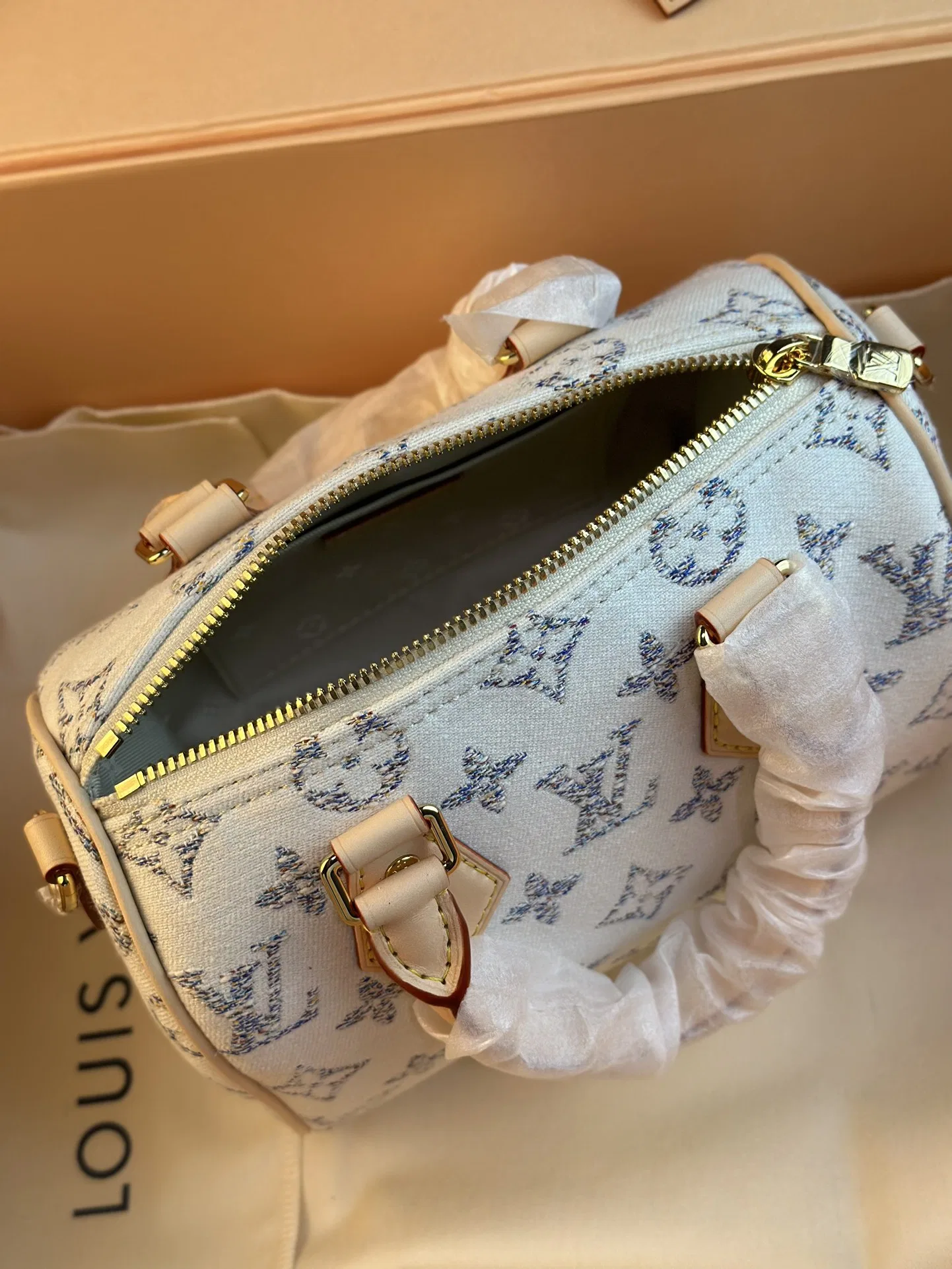 LV 27FW VCICDVH 005 토트백 7