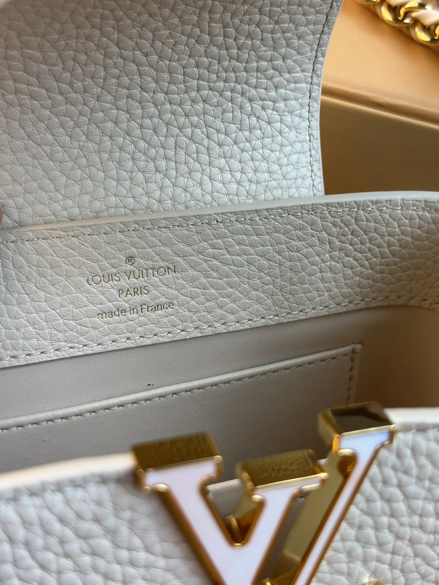 LV 27FW VCICDVH 007 토트백 9