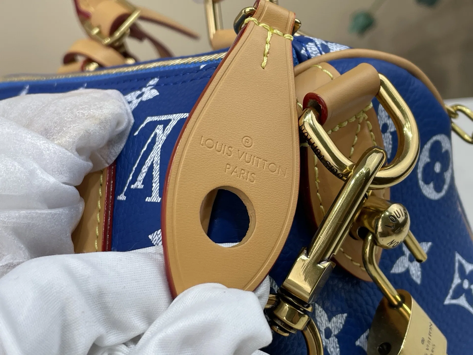 LV 27FW VCICDVH 008 토트백 7