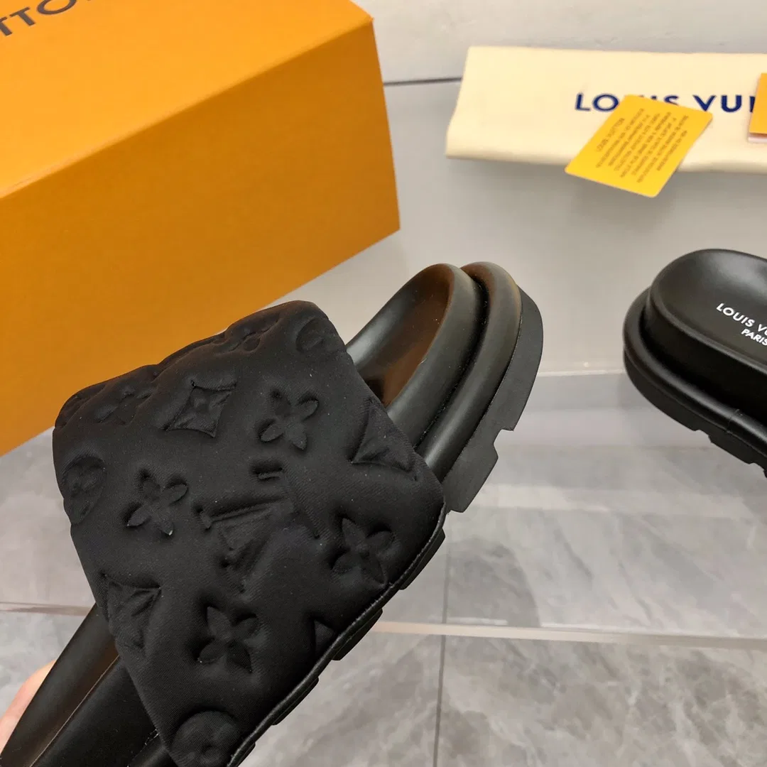 LV 27FW VCICDVH 009 슬리퍼 8