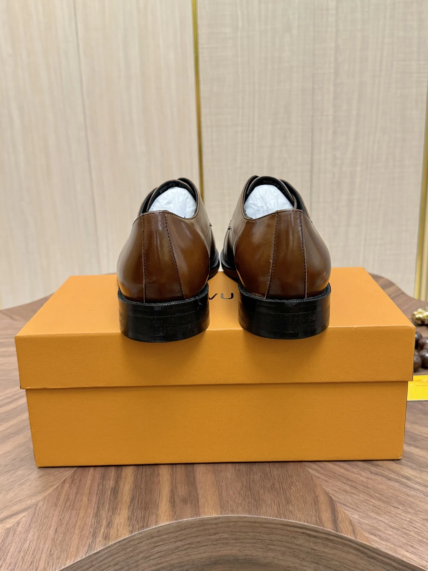 LV 27FW VCICDVH 010 구두 8