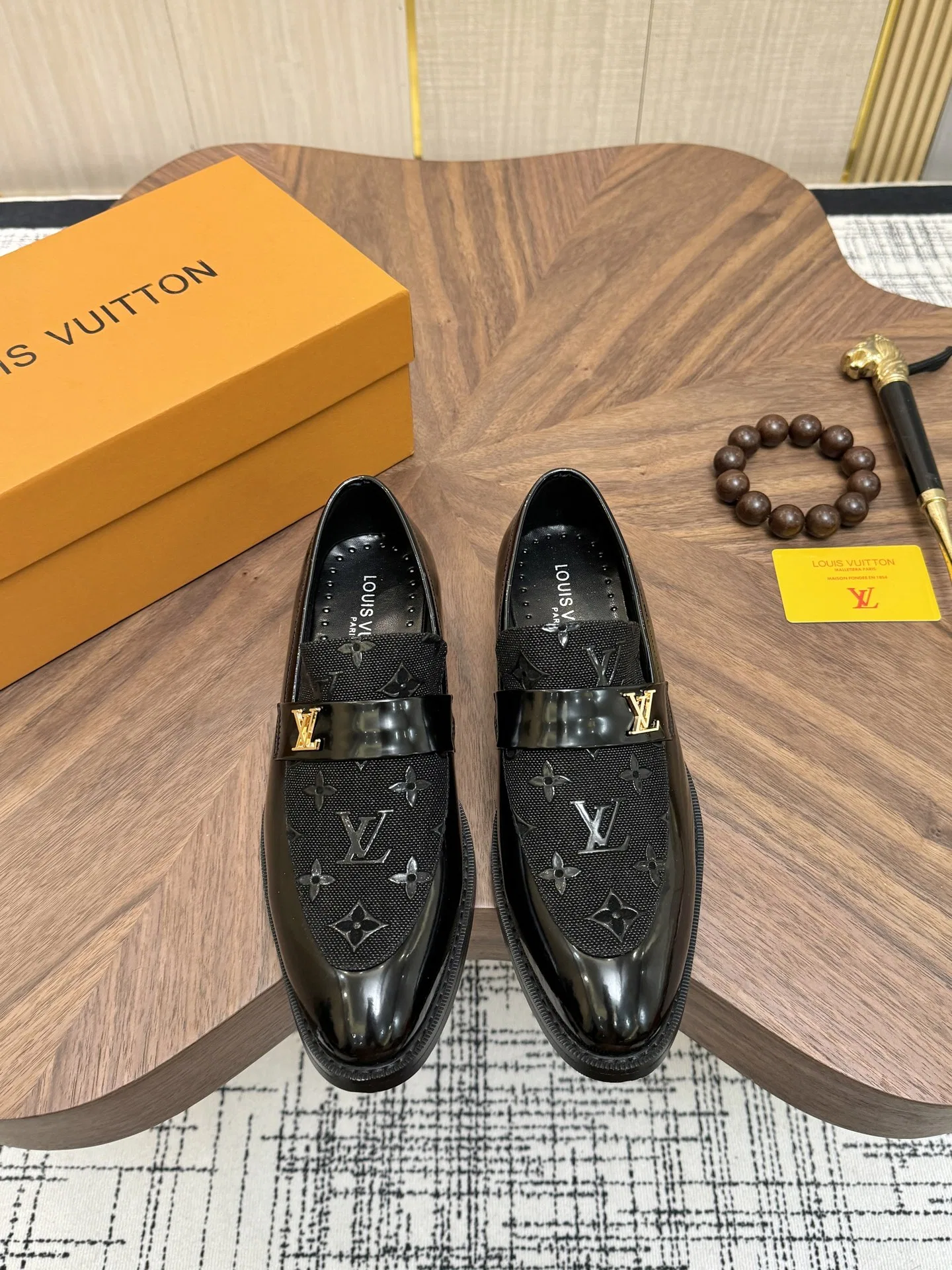 LV 27FW VCICDVH 012 구두 10