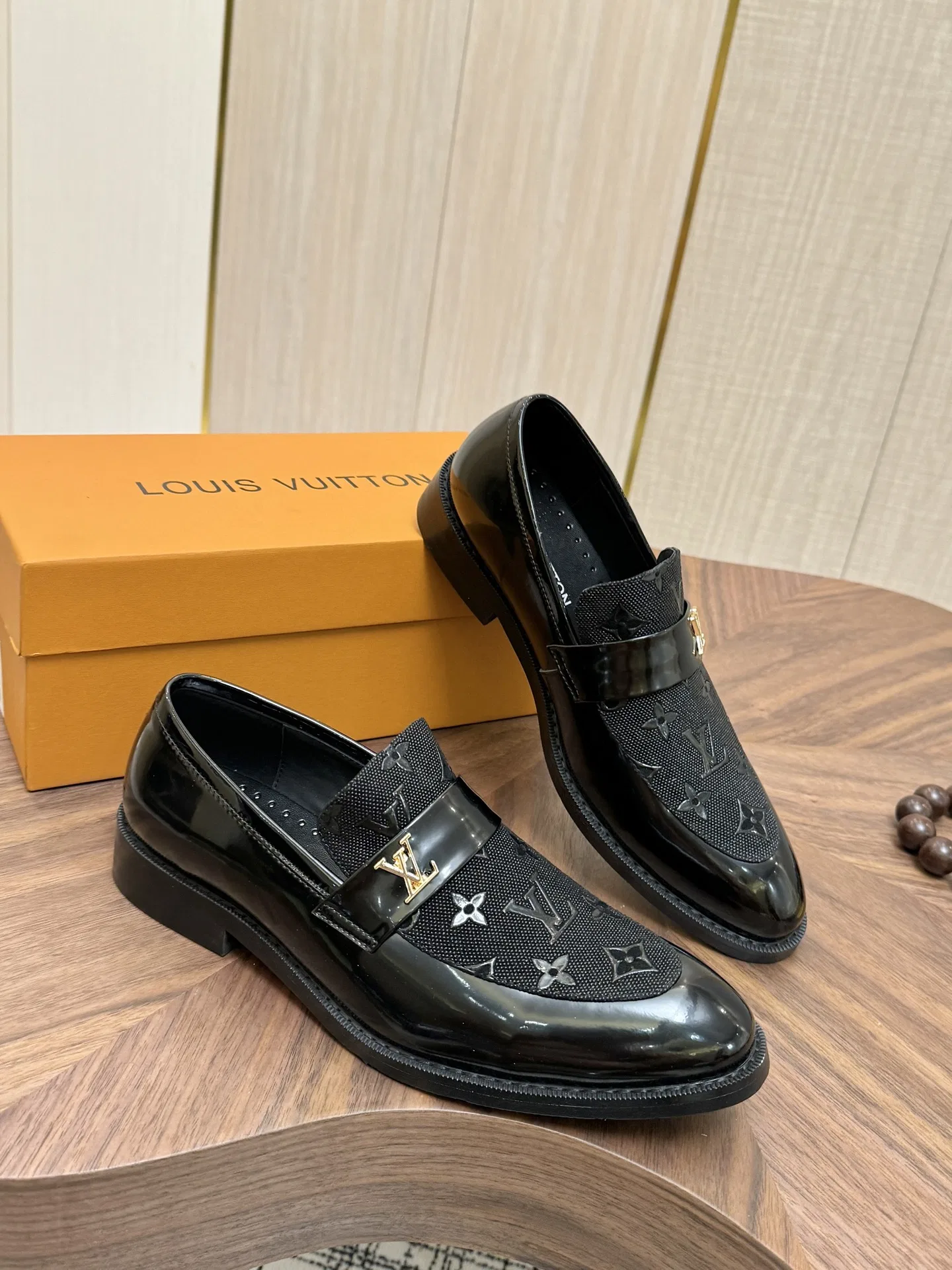 LV 27FW VCICDVH 012 구두 13