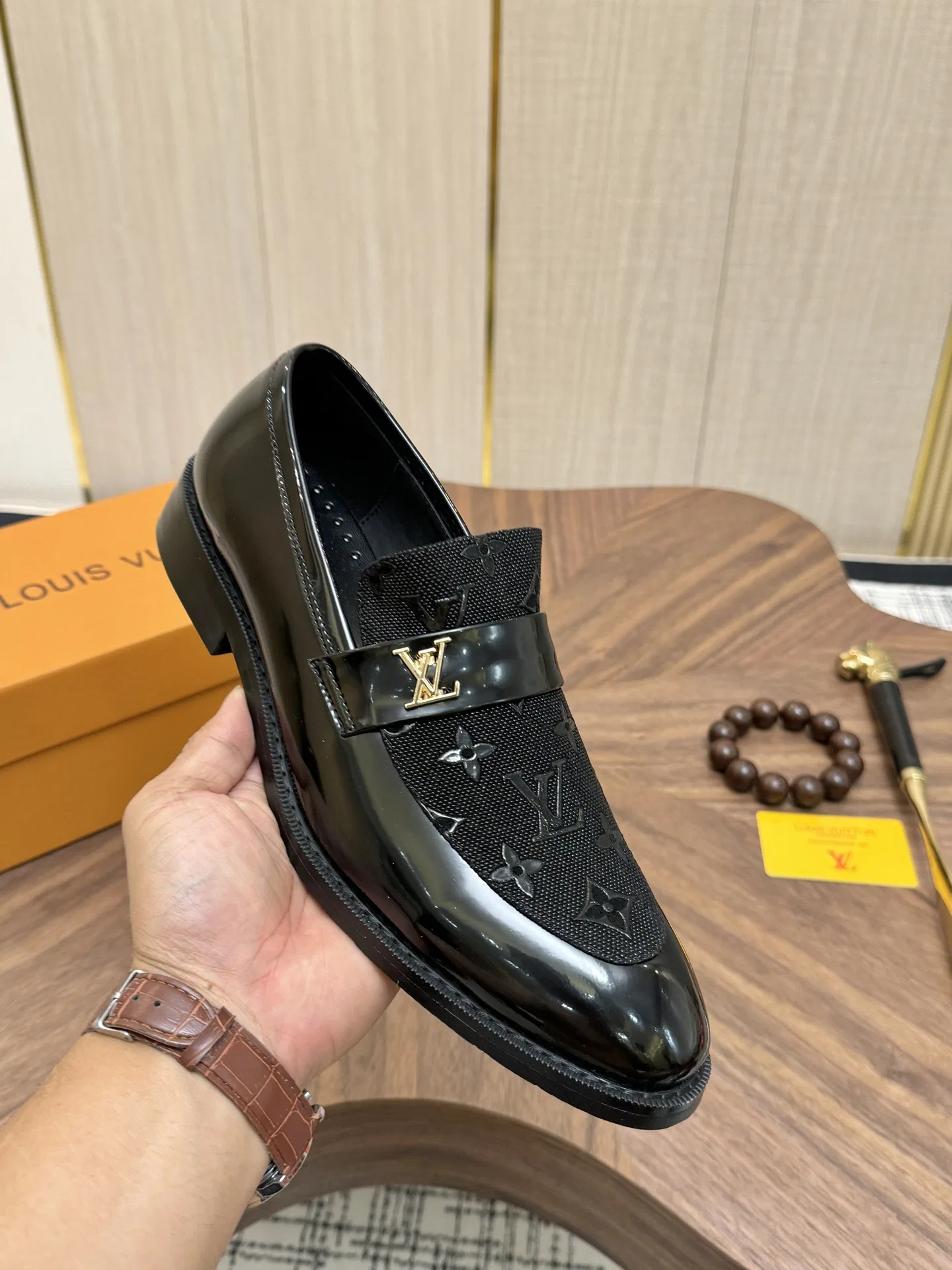 LV 27FW VCICDVH 012 구두 14