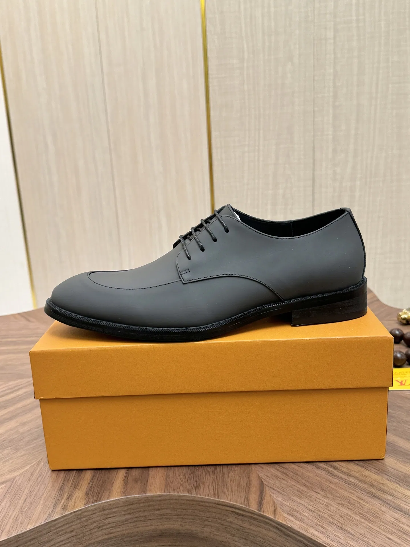 LV 27FW VCICDVH 014 구두 16
