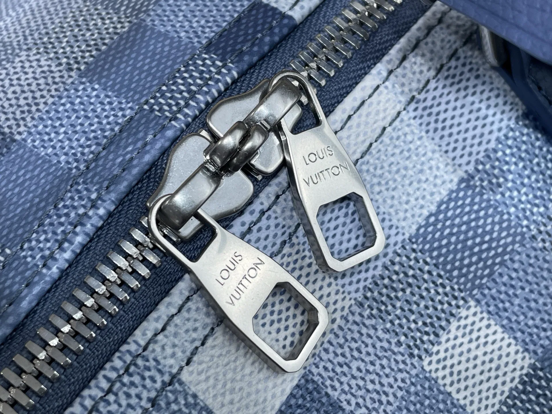 LV 27FW VCICDVH 020 토트백 7