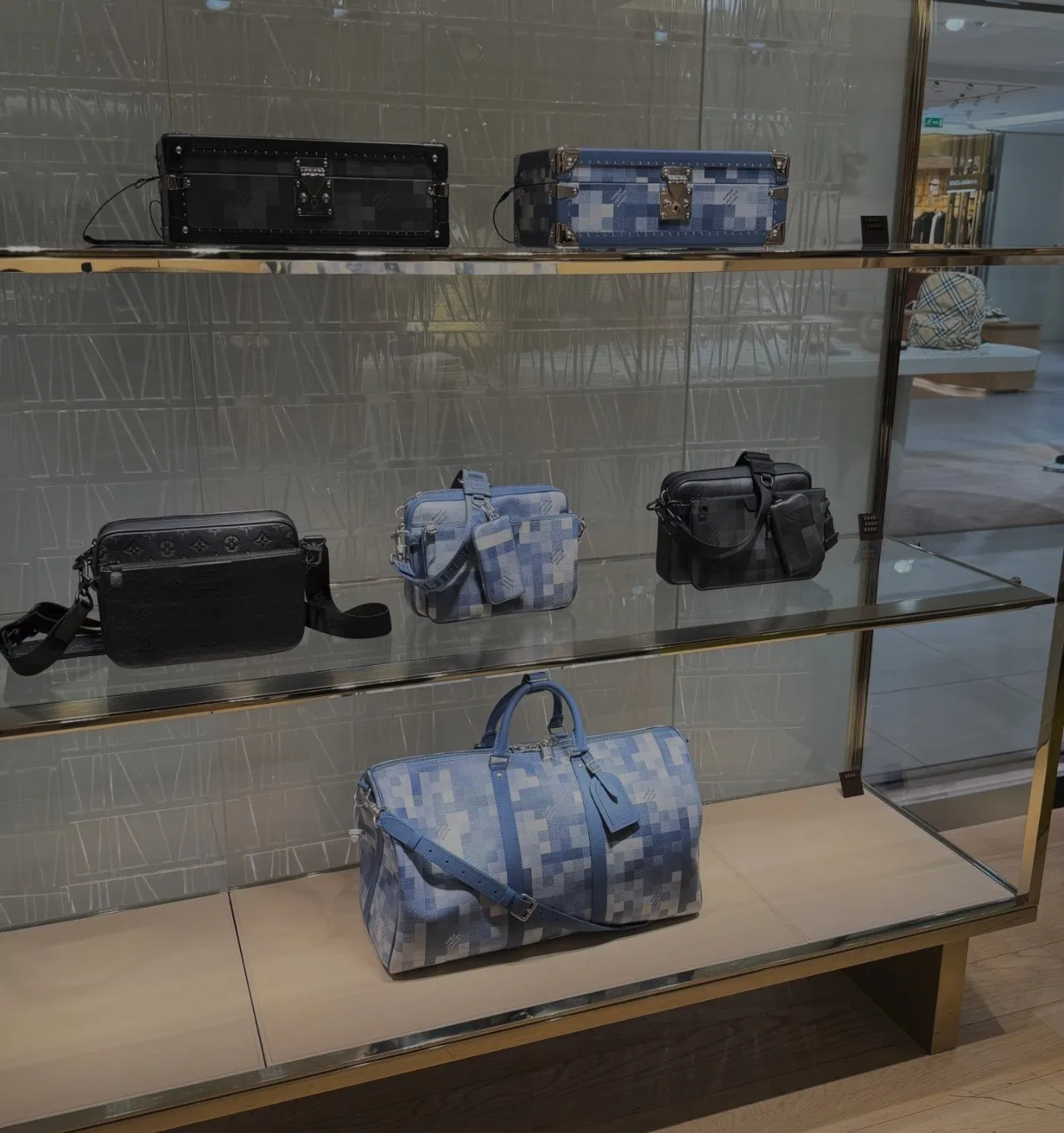 LV 27FW VCICDVH 020 토트백 39