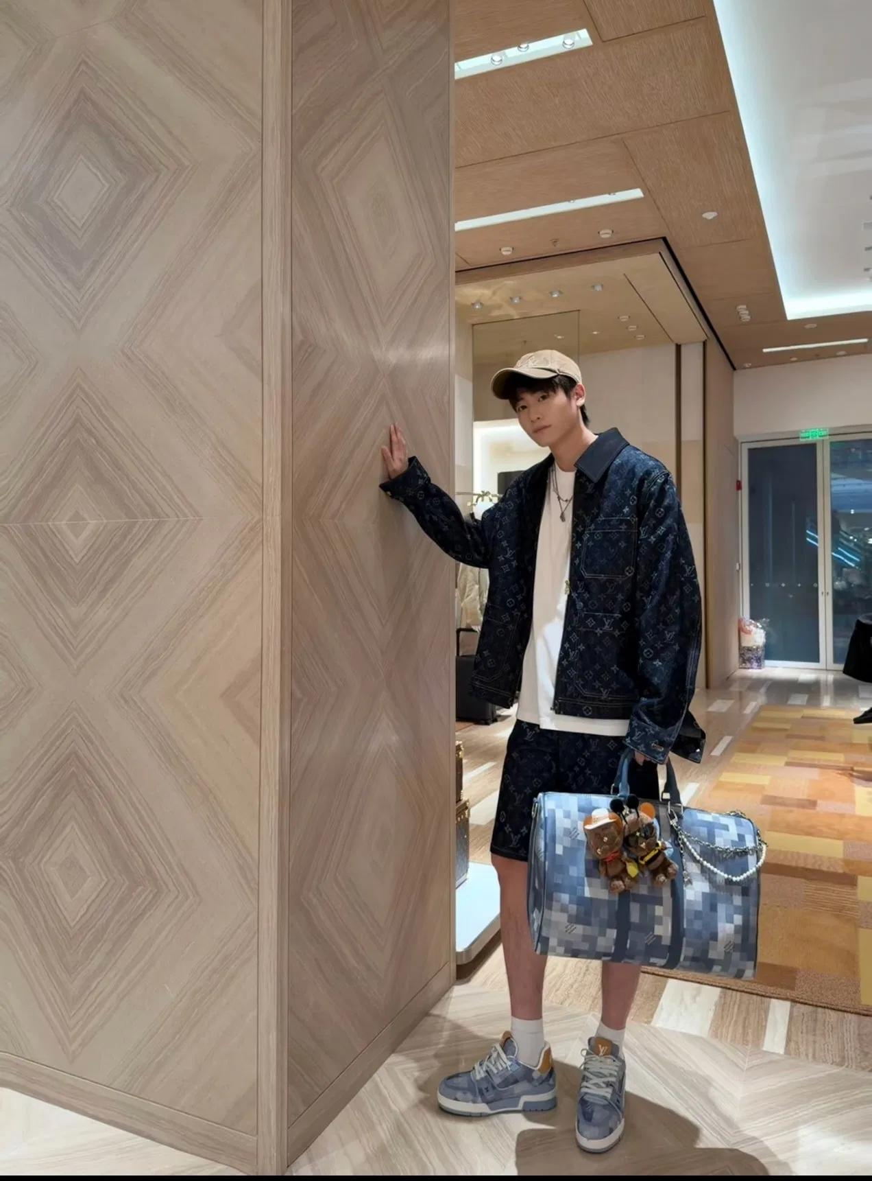 LV 27FW VCICDVH 020 토트백 42