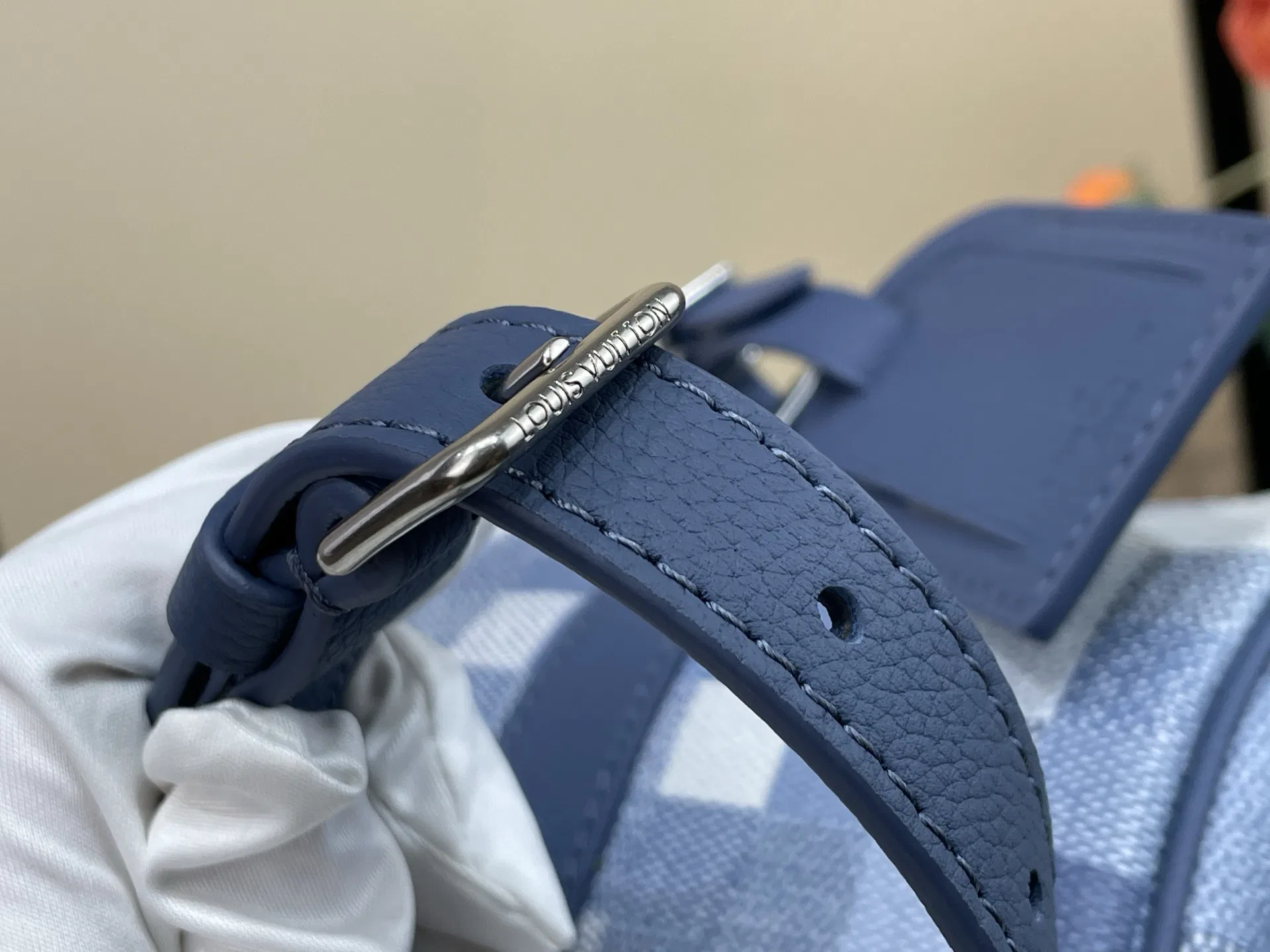 LV 27FW VCICDVH 023 토트백 7