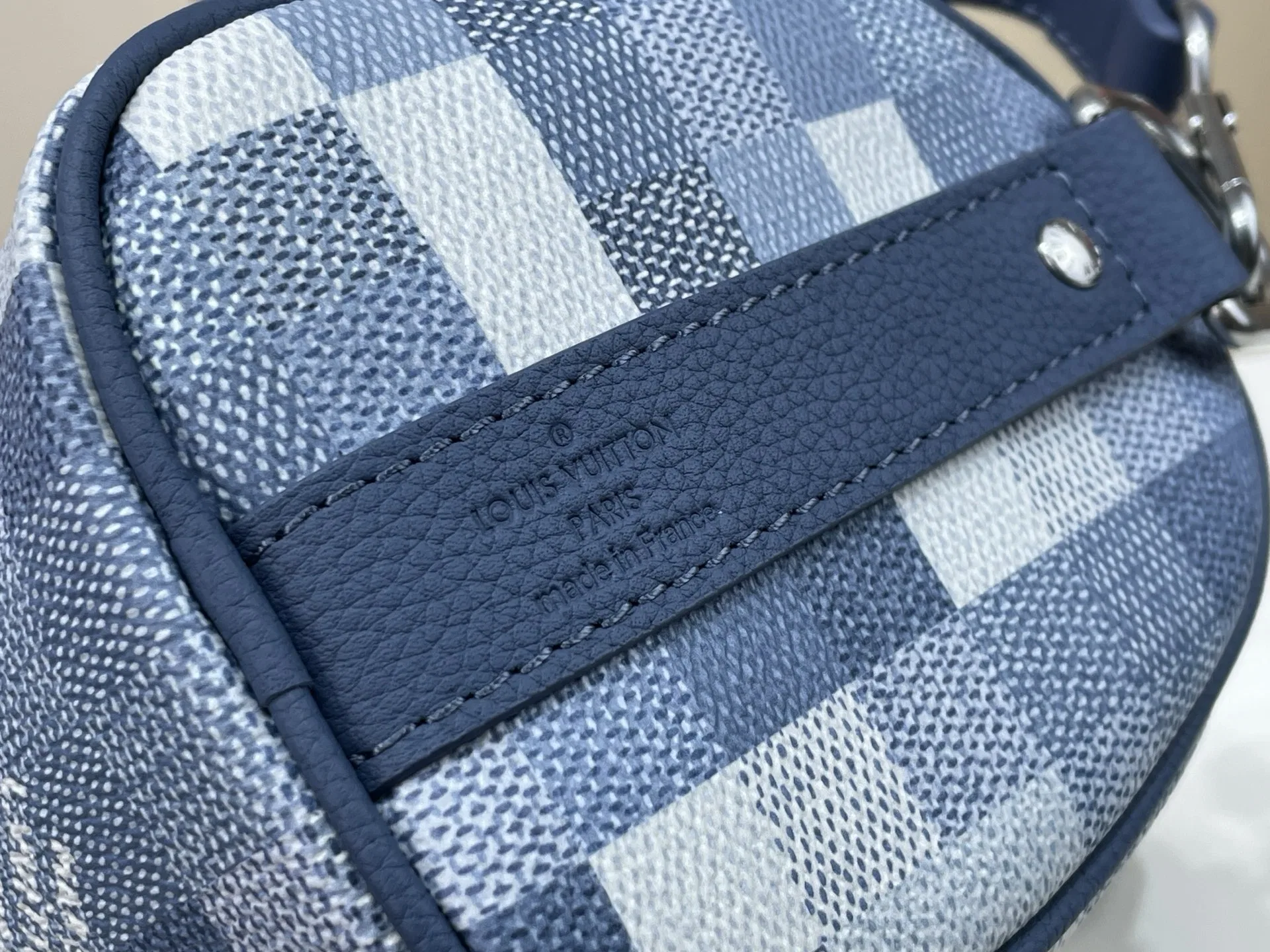 LV 27FW VCICDVH 023 토트백 9