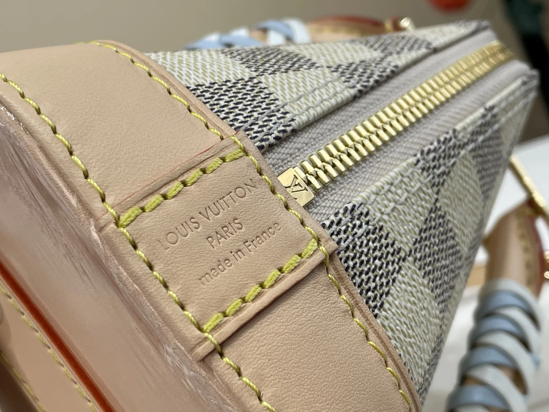 LV 27FW VCICDVH 025 토트백 8