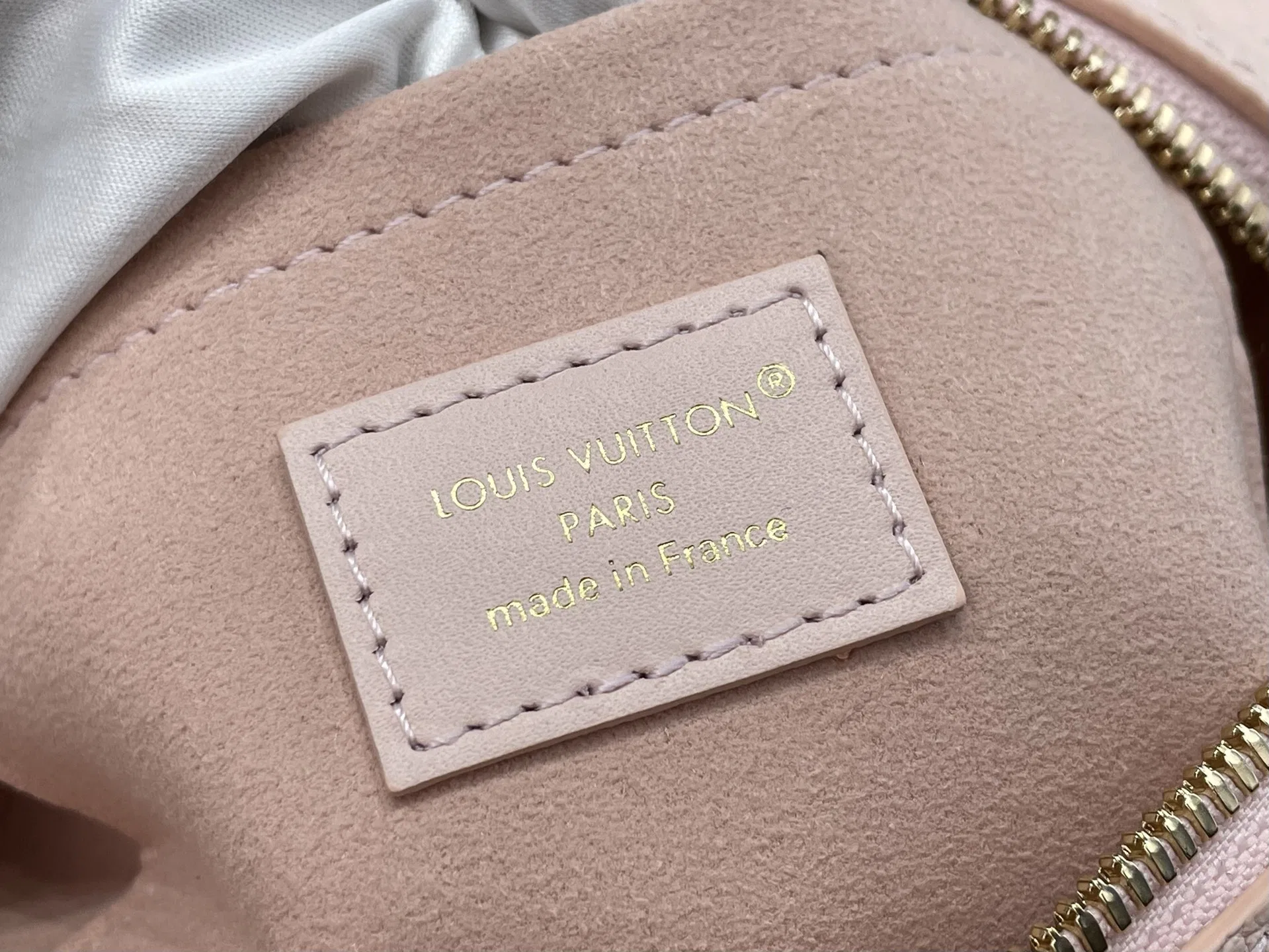 LV 27FW VCICDVH 028 토트백 10