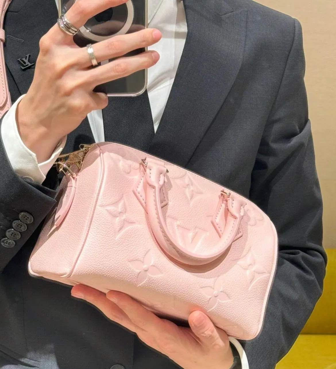LV 27FW VCICDVH 028 토트백 23