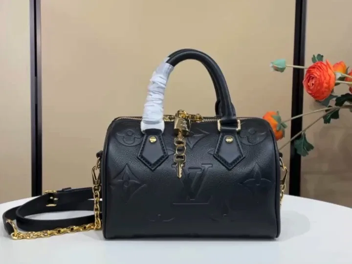 LV 27FW VCICDVH 029 토트백 11