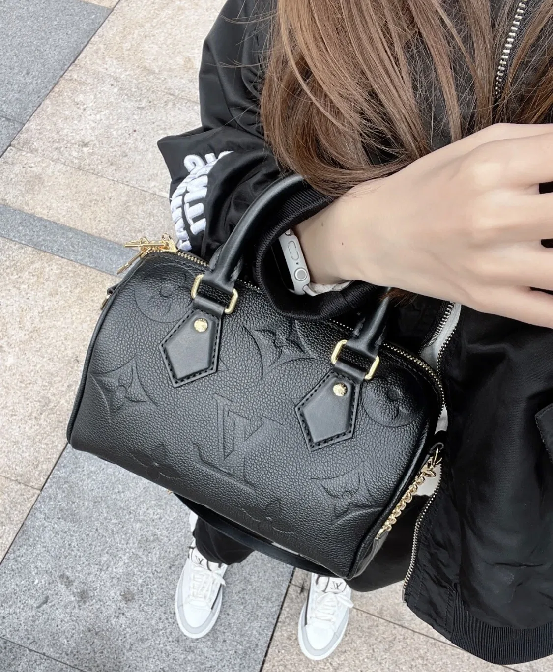 LV 27FW VCICDVH 029 토트백 19