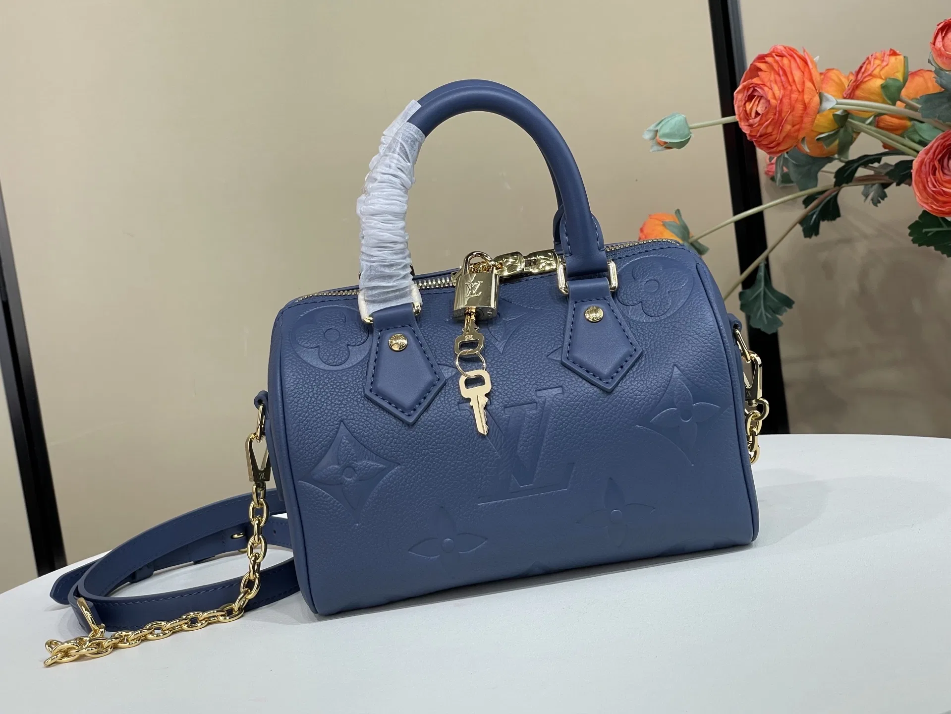 LV 27FW VCICDVH 029 토트백 23