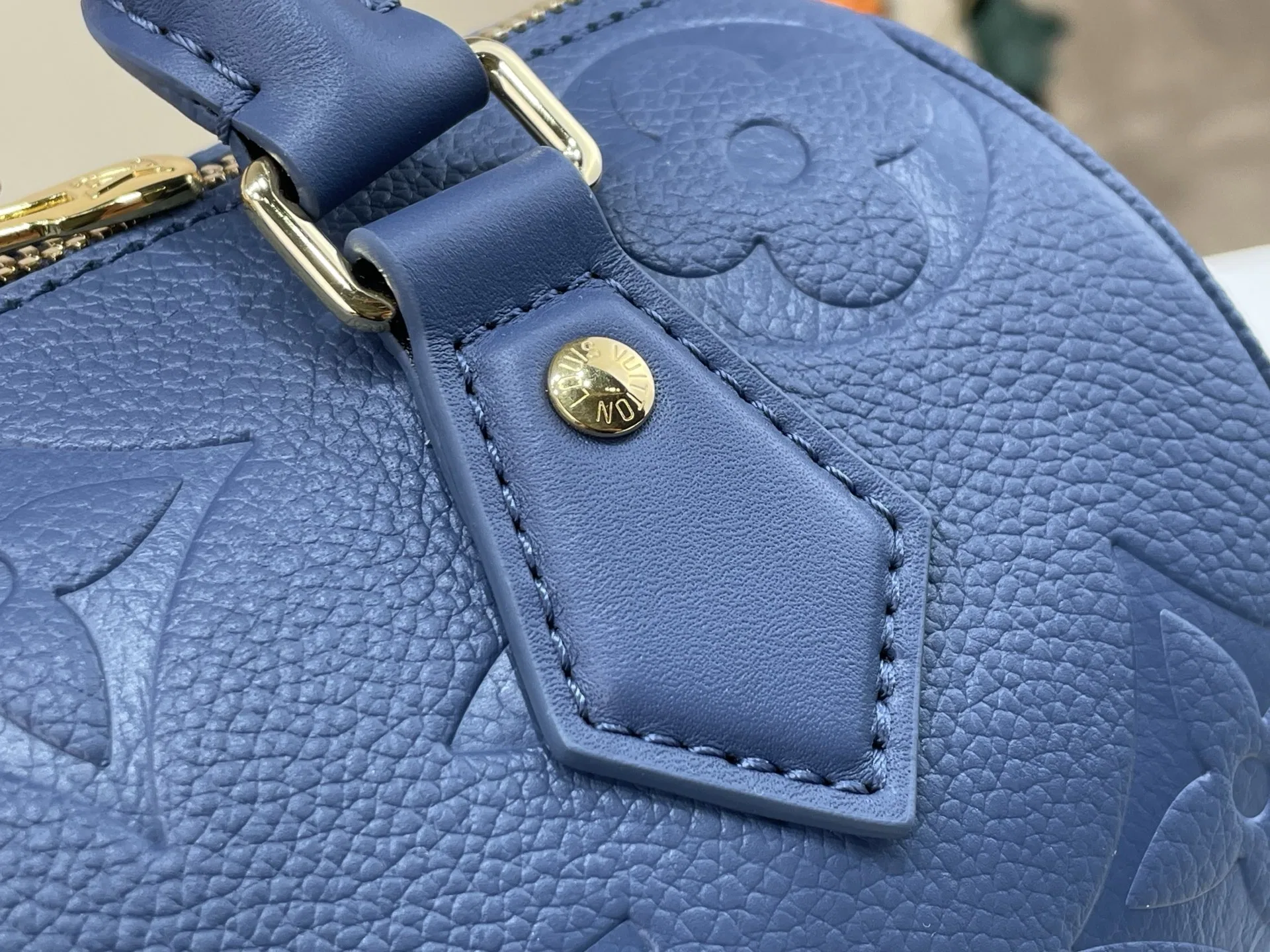 LV 27FW VCICDVH 029 토트백 27