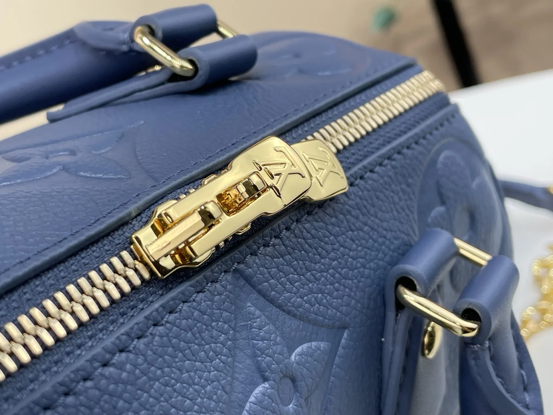 LV 27FW VCICDVH 029 토트백 28