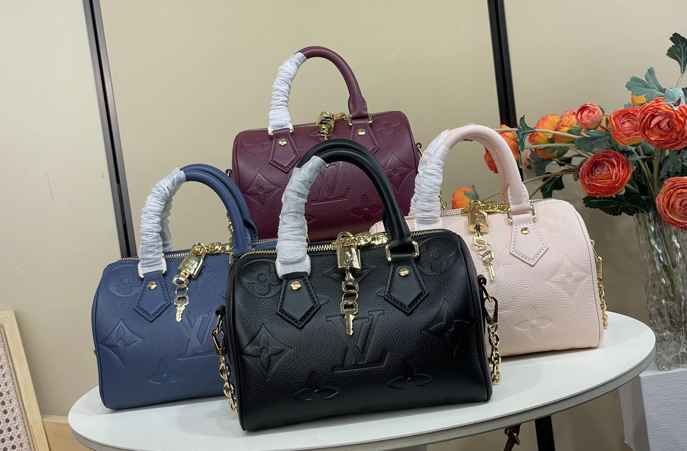 LV 27FW VCICDVH 029 토트백 56