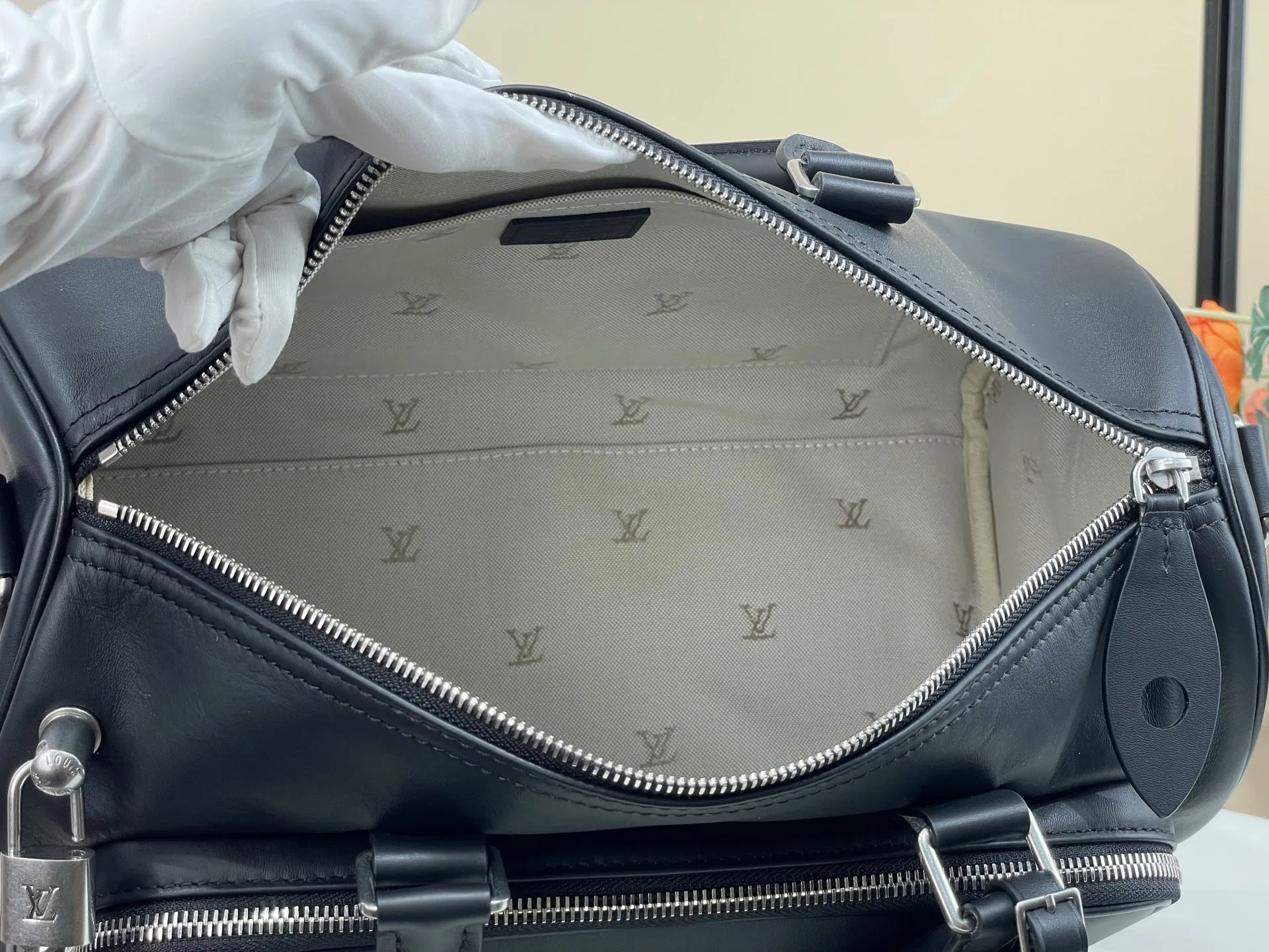 LV 27FW VCICDVH 030 토트백 10