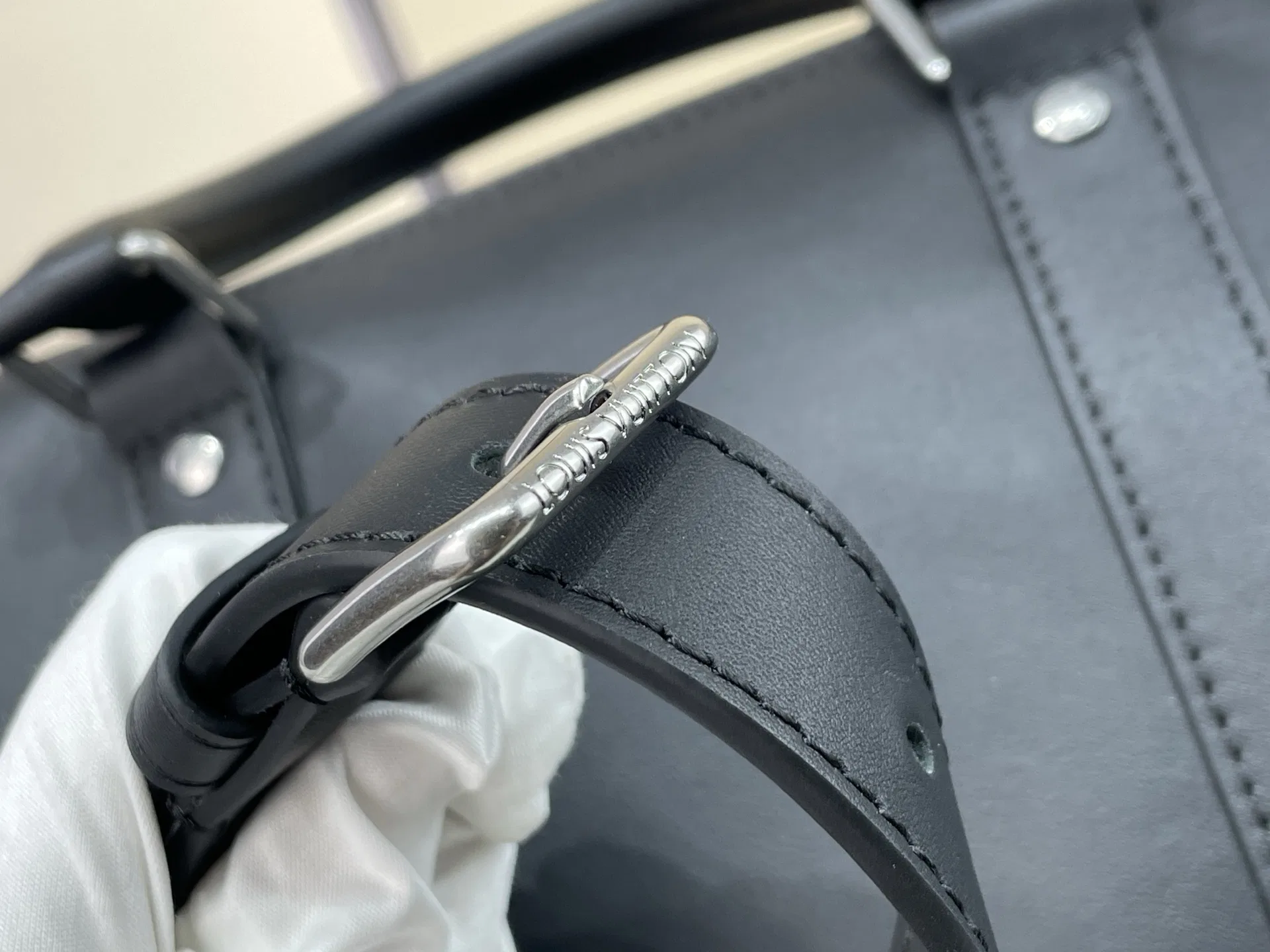 LV 27FW VCICDVH 030 토트백 12