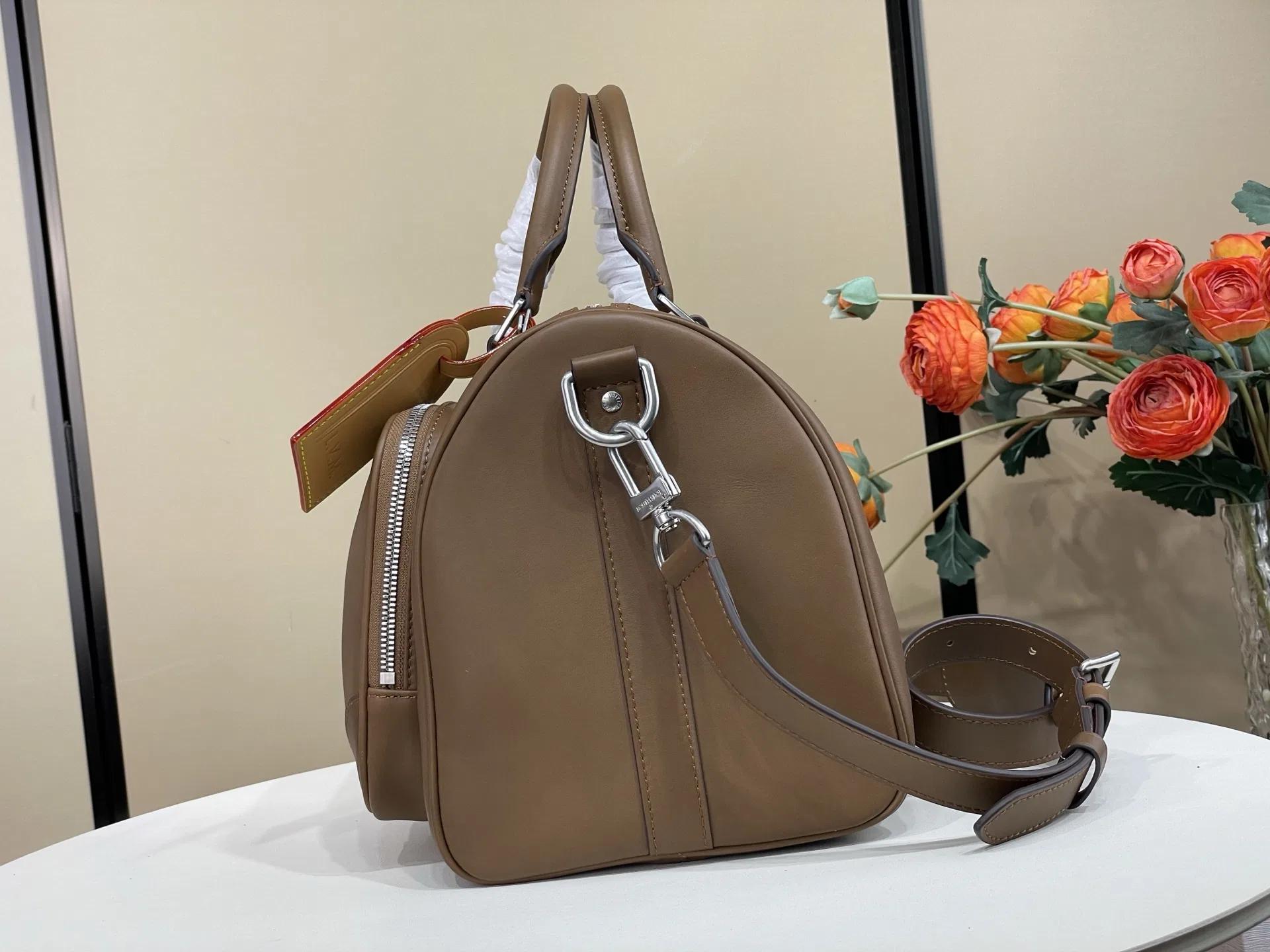 LV 27FW VCICDVH 030 토트백 16