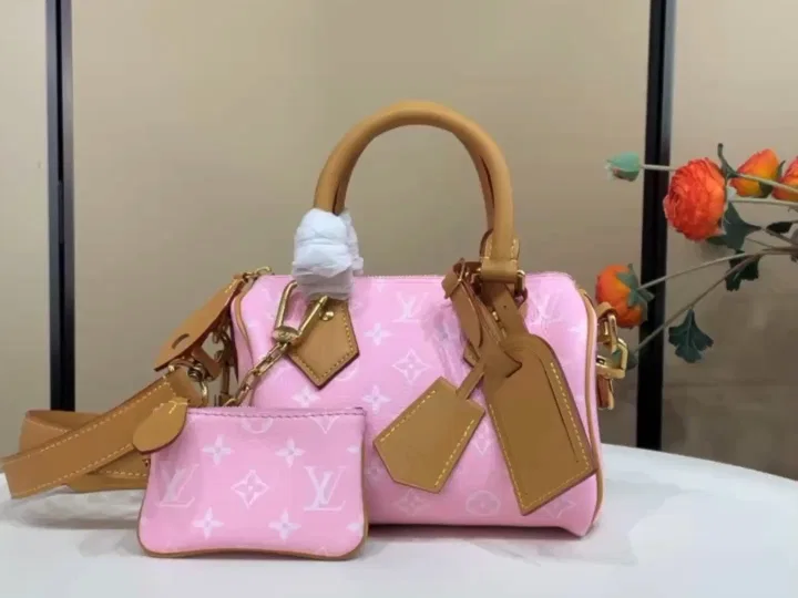 LV 27FW VCICDVH 031 토트백 38
