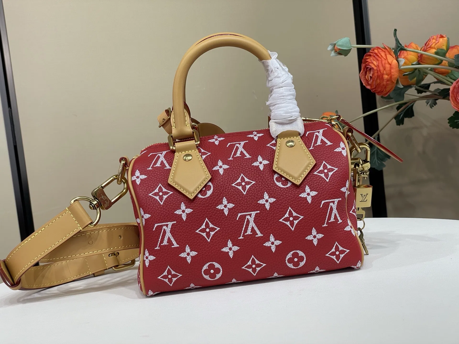 LV 27FW VCICDVH 032 토트백 30