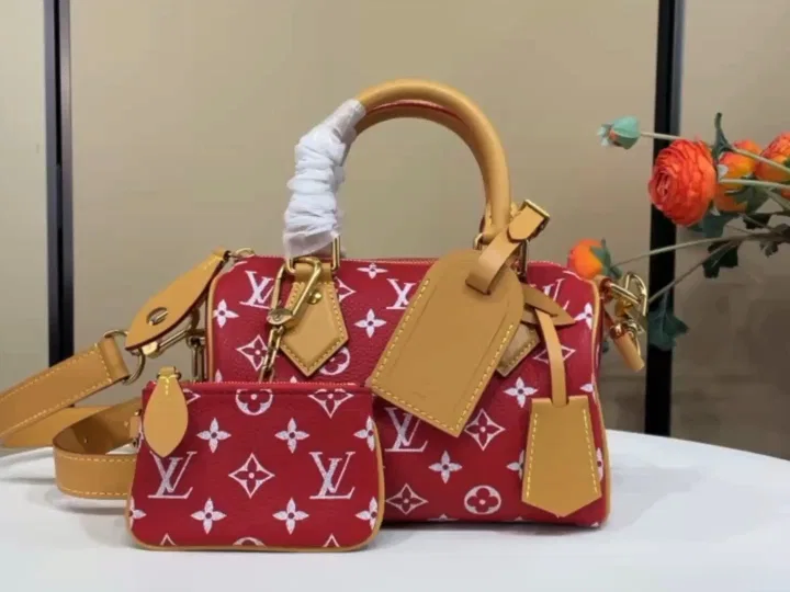 LV 27FW VCICDVH 032 토트백 46