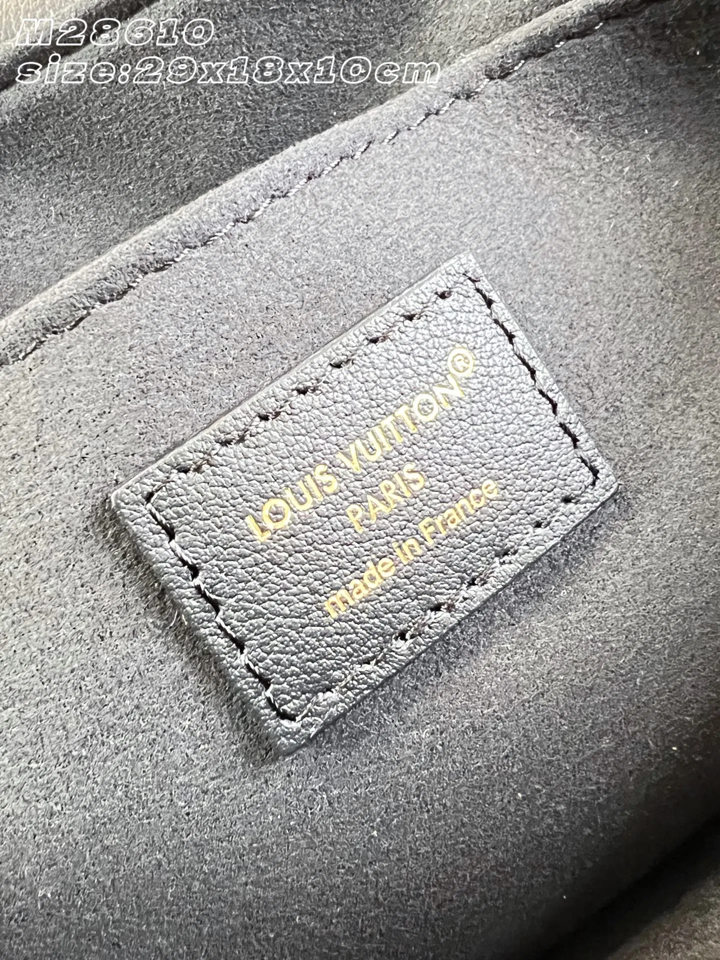 LV 27FW VCICDVH 033 토트백 18