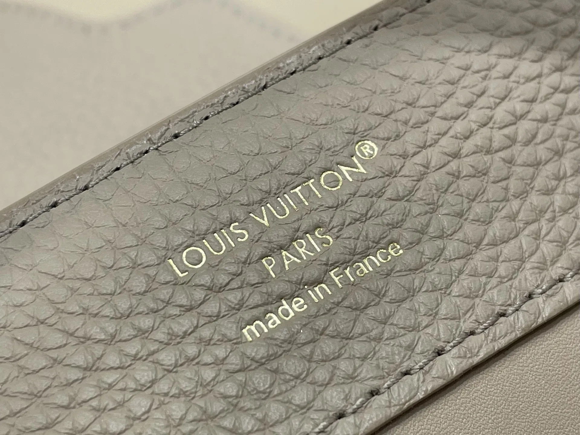 LV 27FW VCICDVH 040 토트백 10