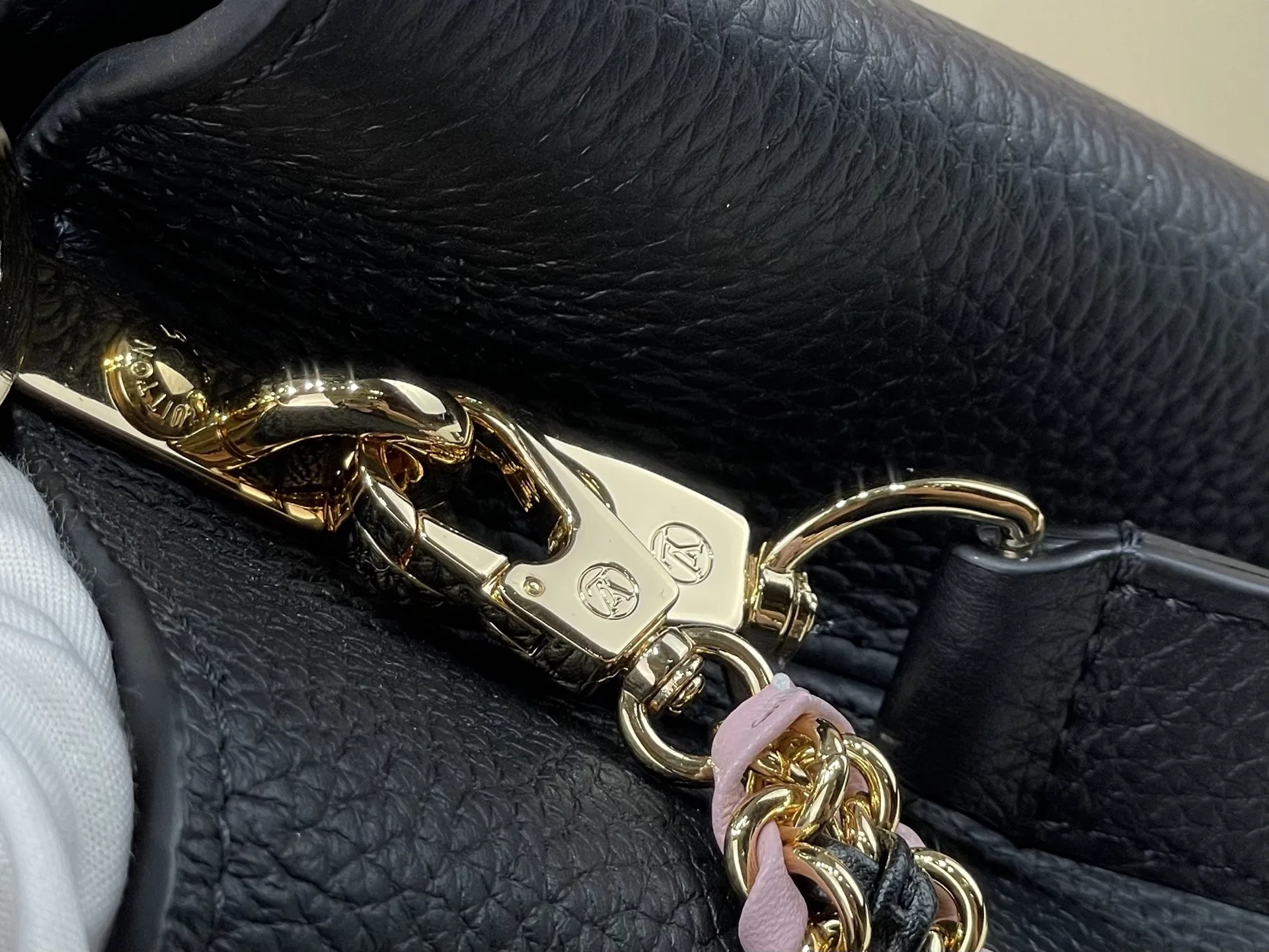 LV 27FW VCICDVH 041 토트백 8