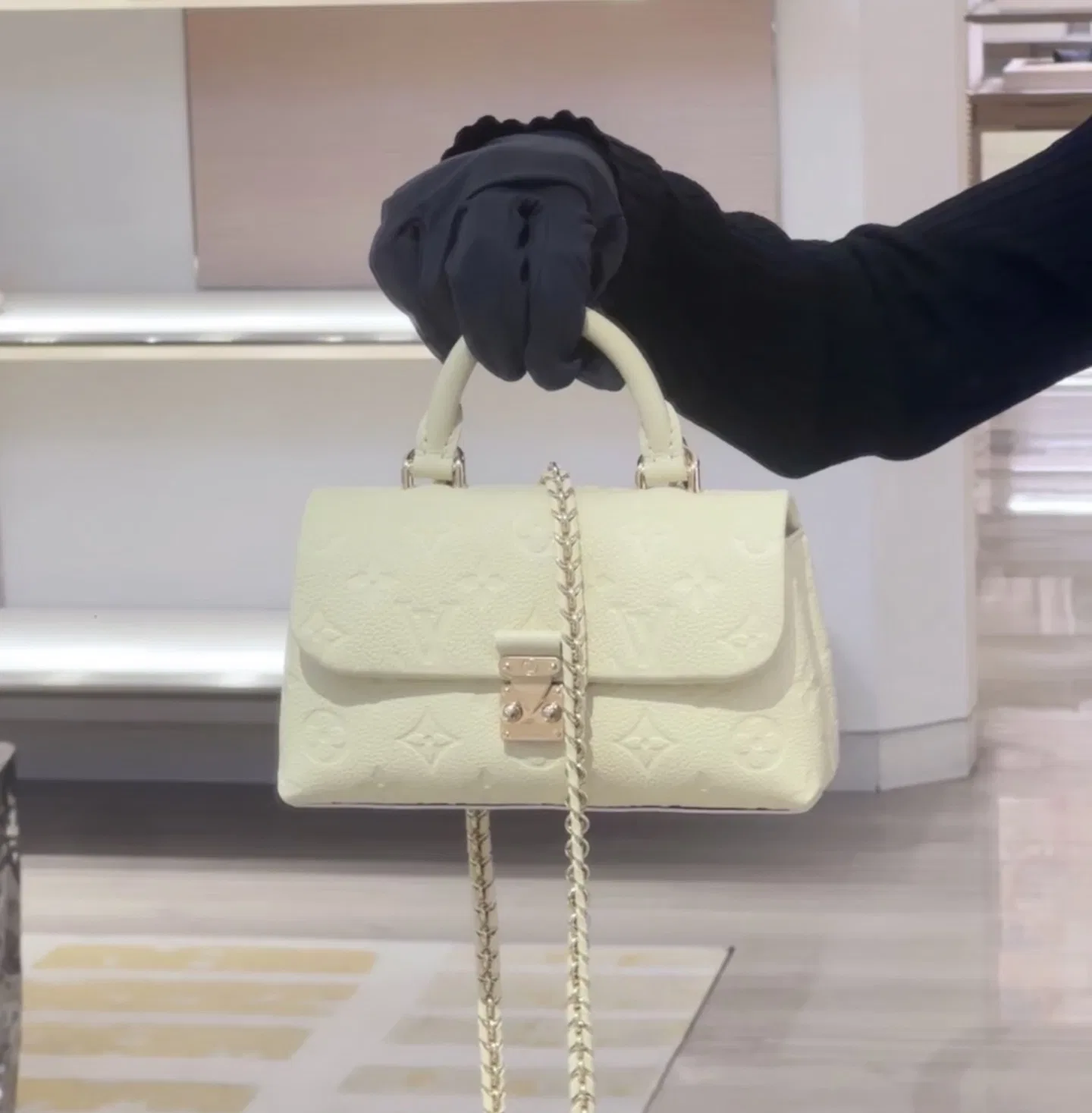 LV 27FW VCICDVH 044 미니백 17