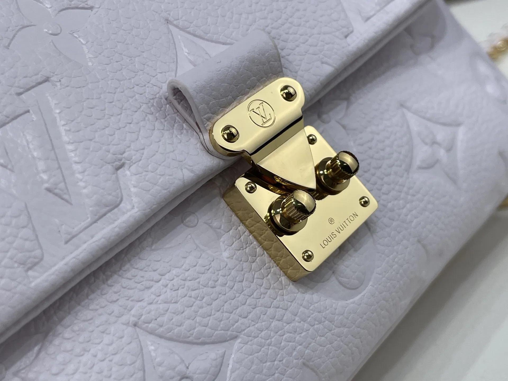 LV 27FW VCICDVH 044 미니백 22