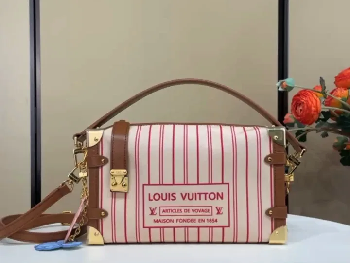 LV 27FW VCICDVH 045 숄더백 14