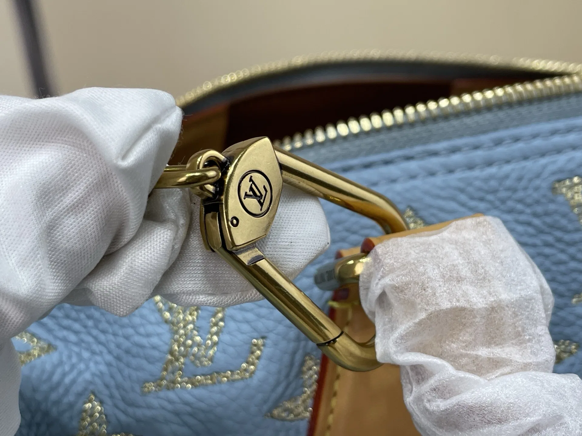 LV 27FW VCICDVH 049 토트백 15