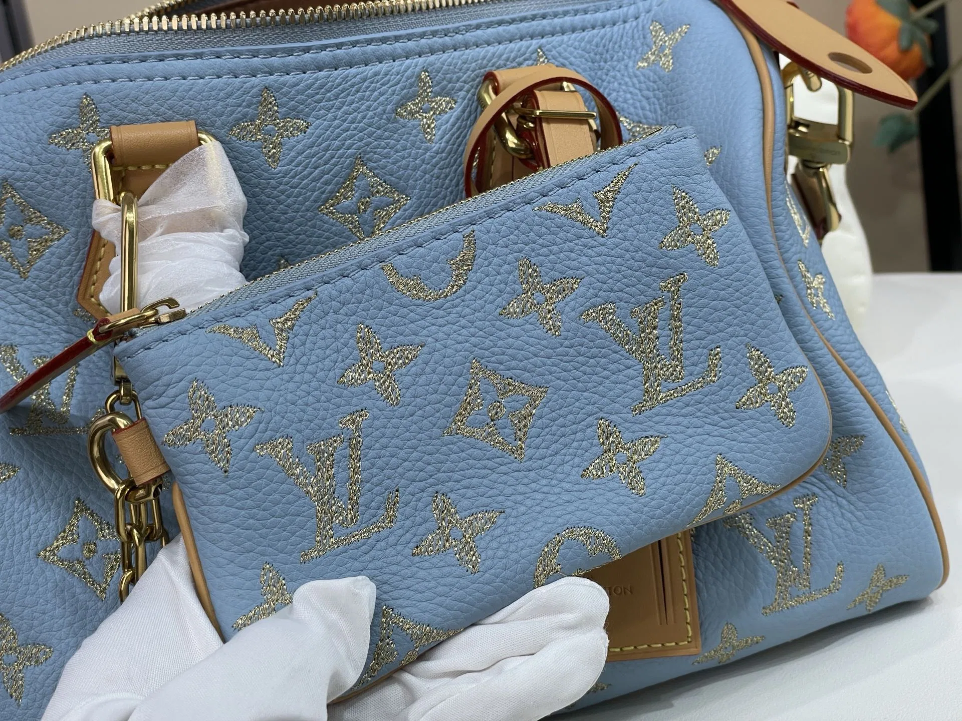 LV 27FW VCICDVH 050 토트백 17