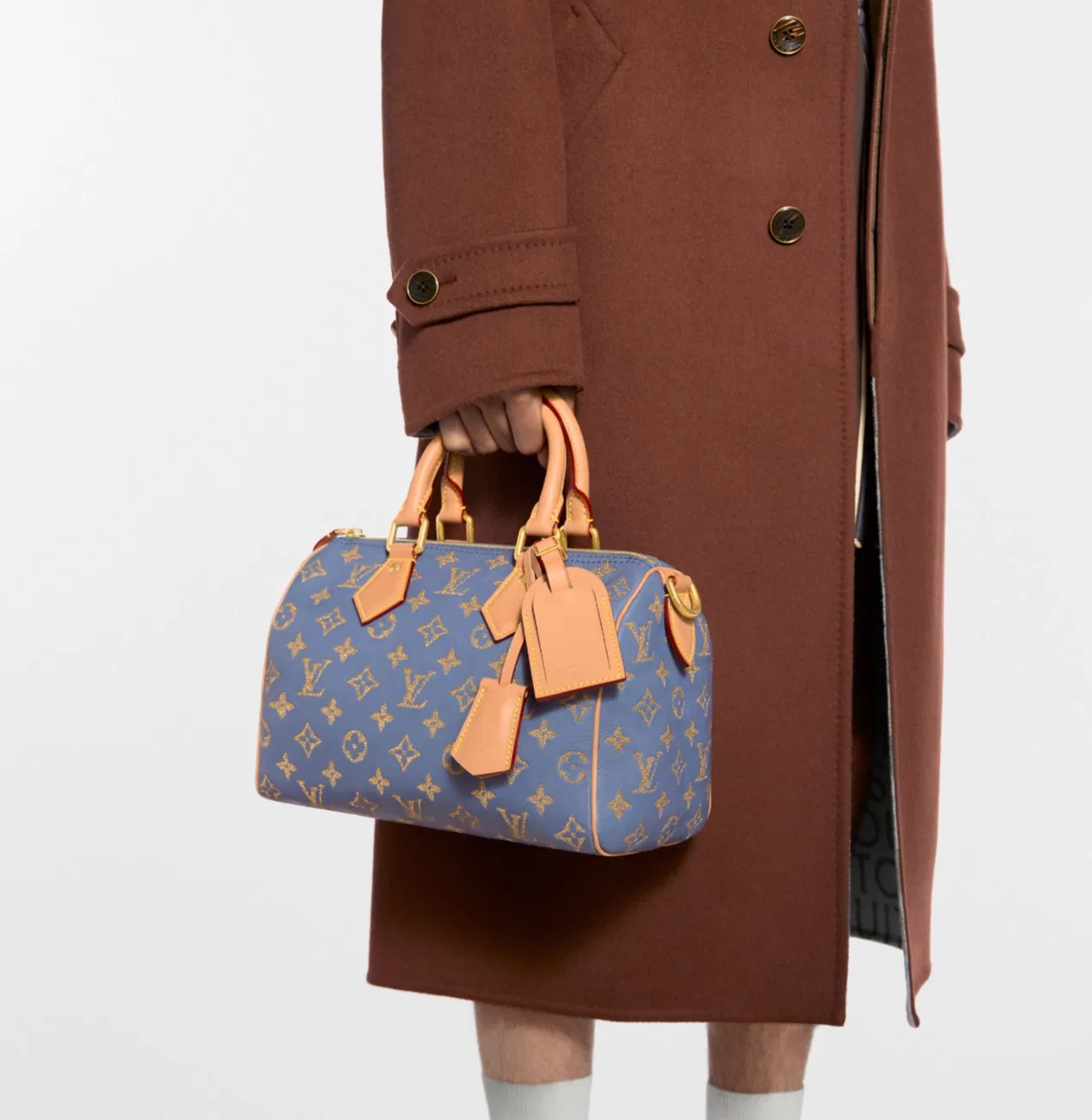 LV 27FW VCICDVH 051 토트백 7