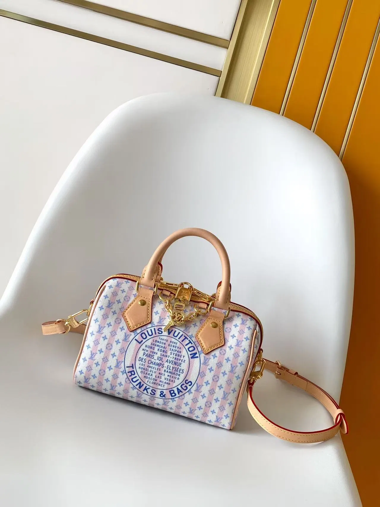 LV 27FW VCICDVH 055 토트백 10