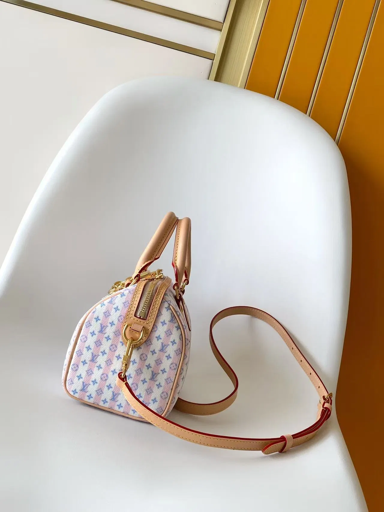 LV 27FW VCICDVH 055 토트백 11