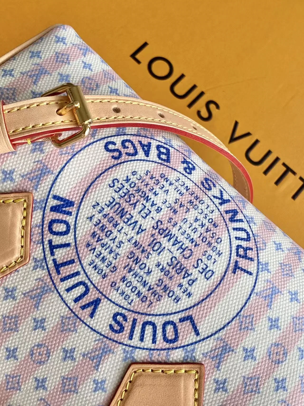 LV 27FW VCICDVH 055 토트백 16