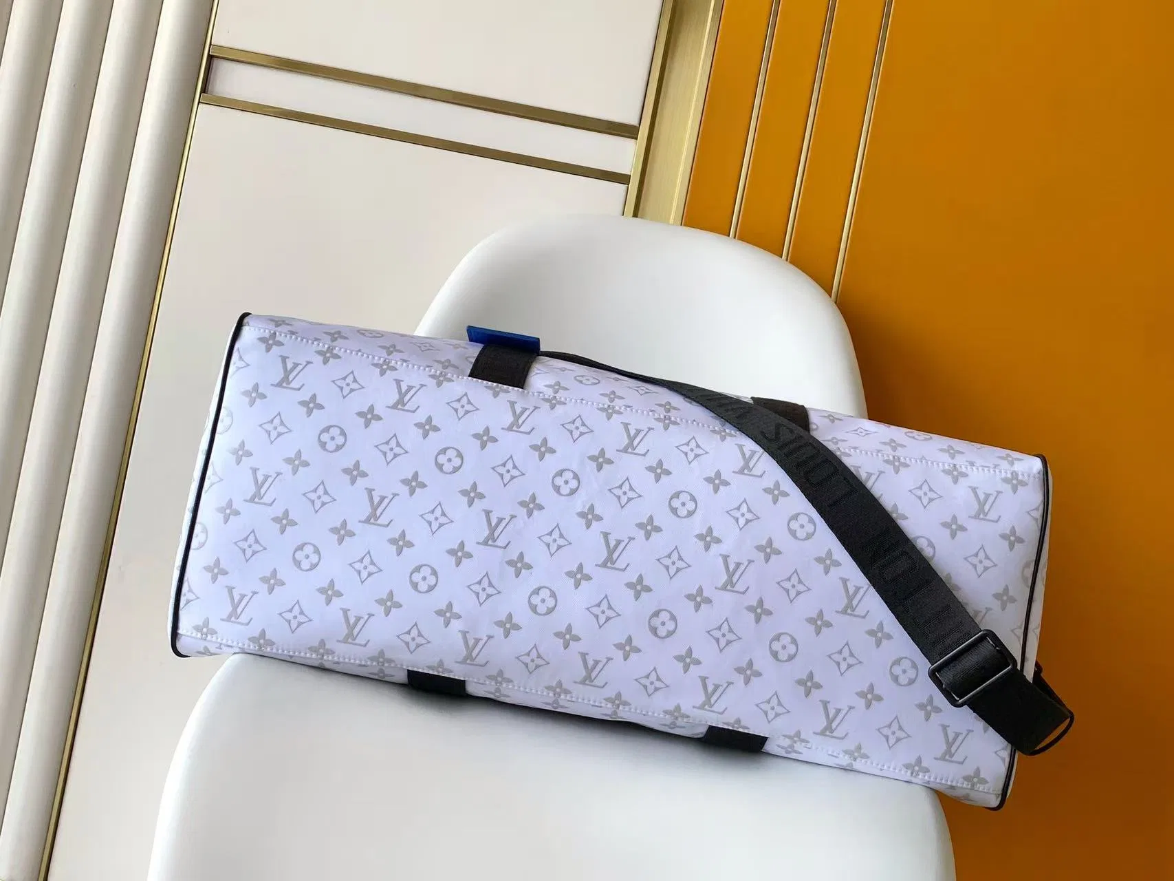 LV 27FW VCICDVH 067 토트백 13