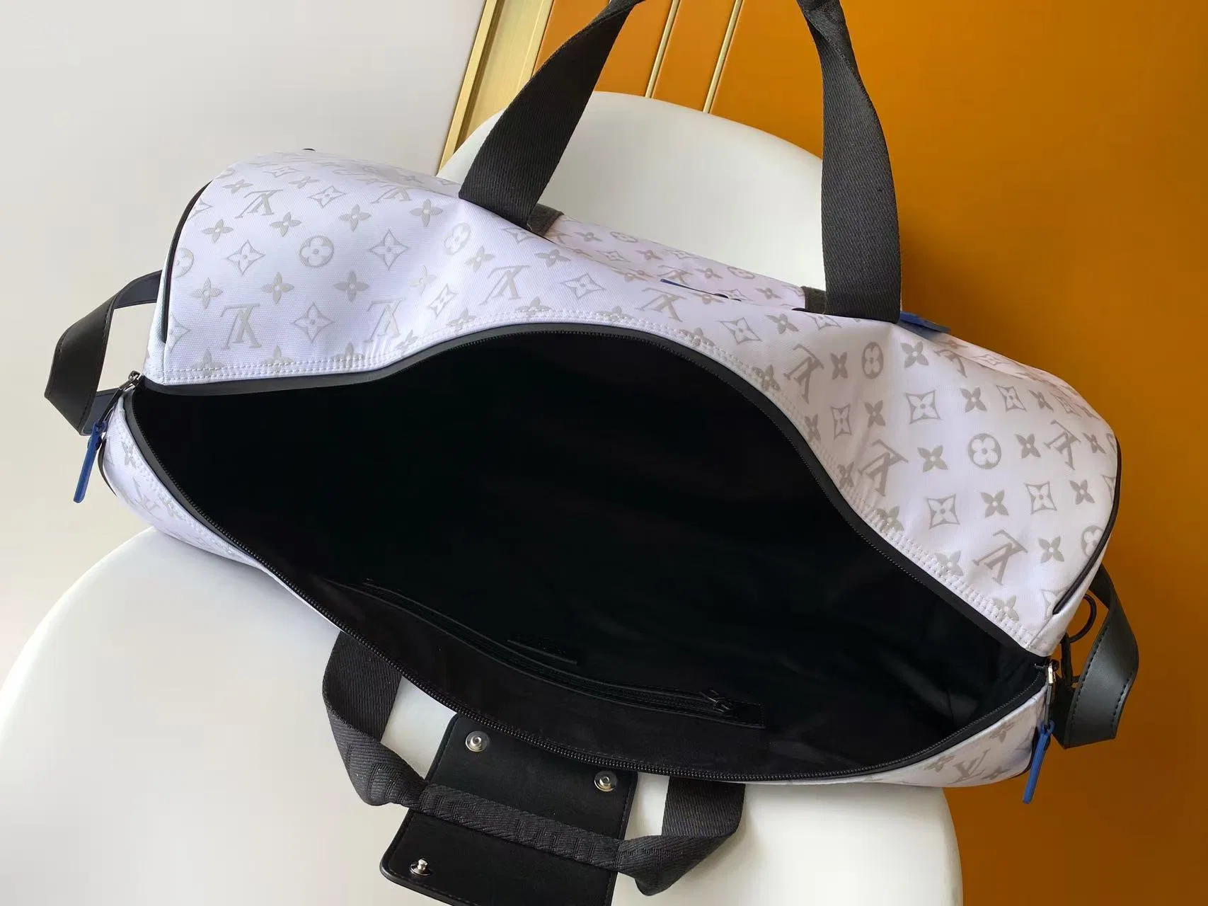 LV 27FW VCICDVH 067 토트백 17