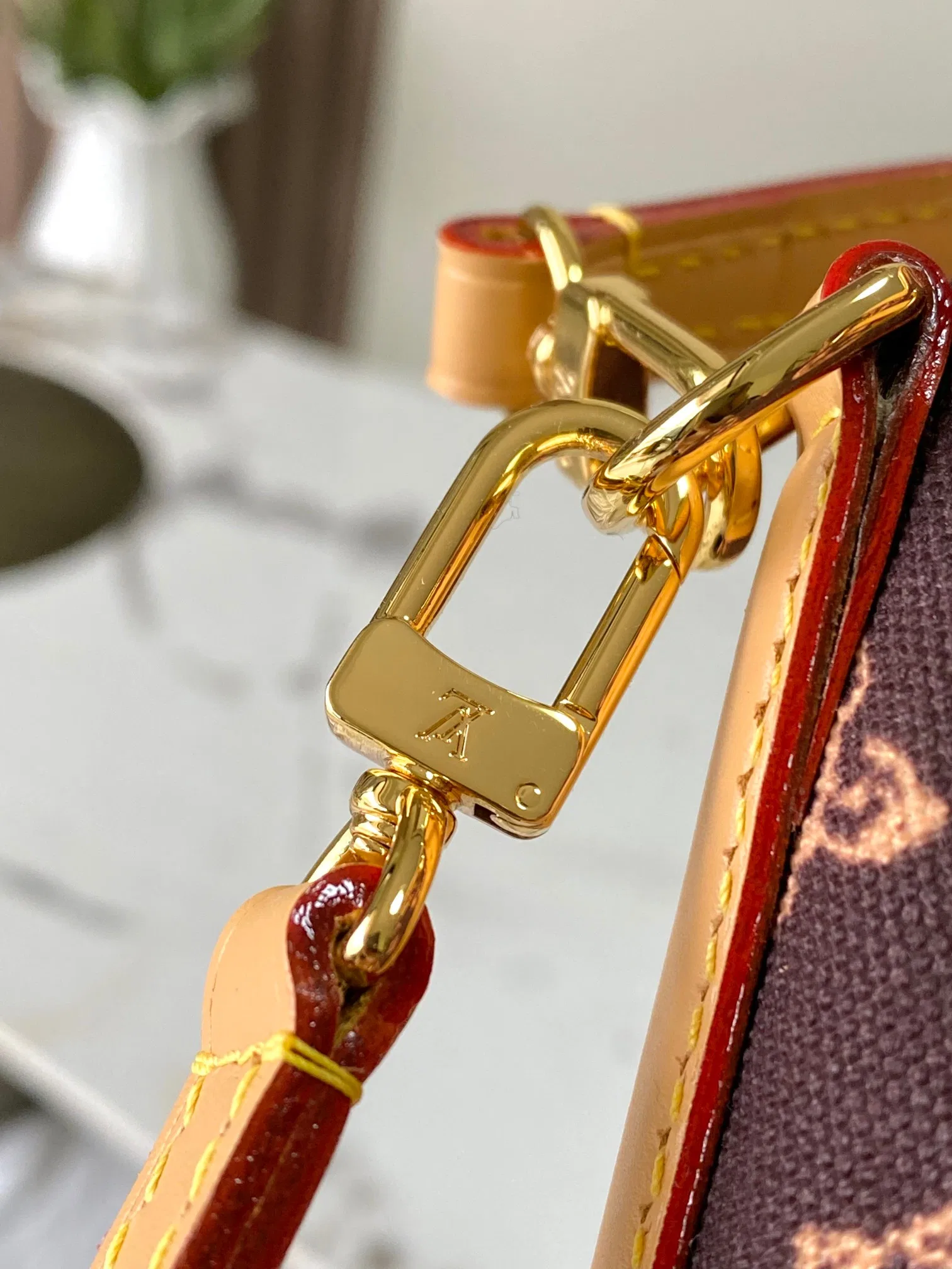 LV 27FW VCICDVH 069 버킷햇 7