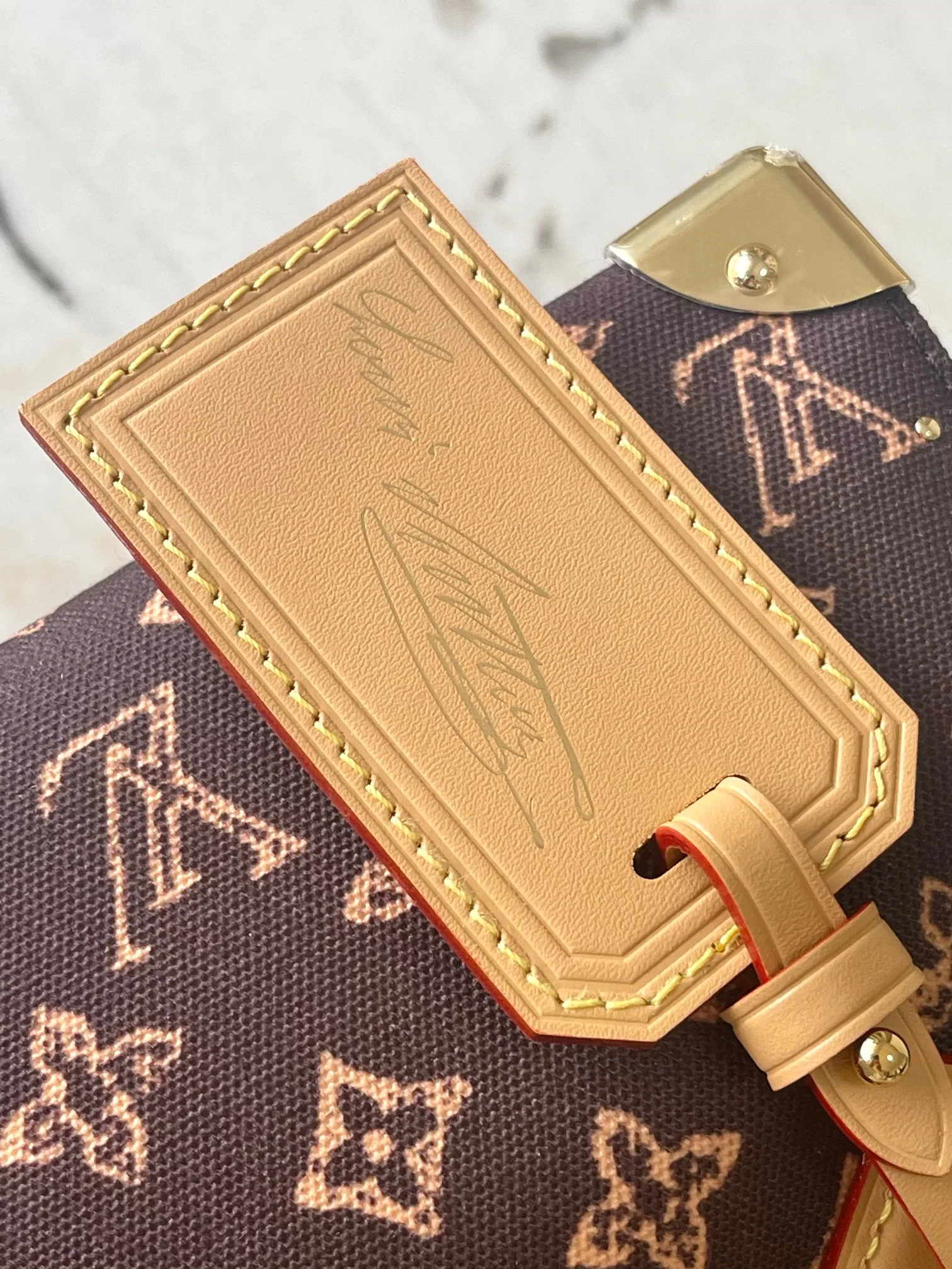 LV 27FW VCICDVH 070 미니토트백 8