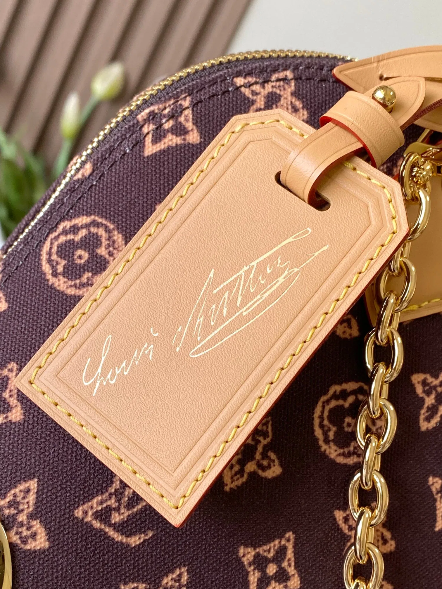 LV 27FW VCICDVH 071 토트백 9