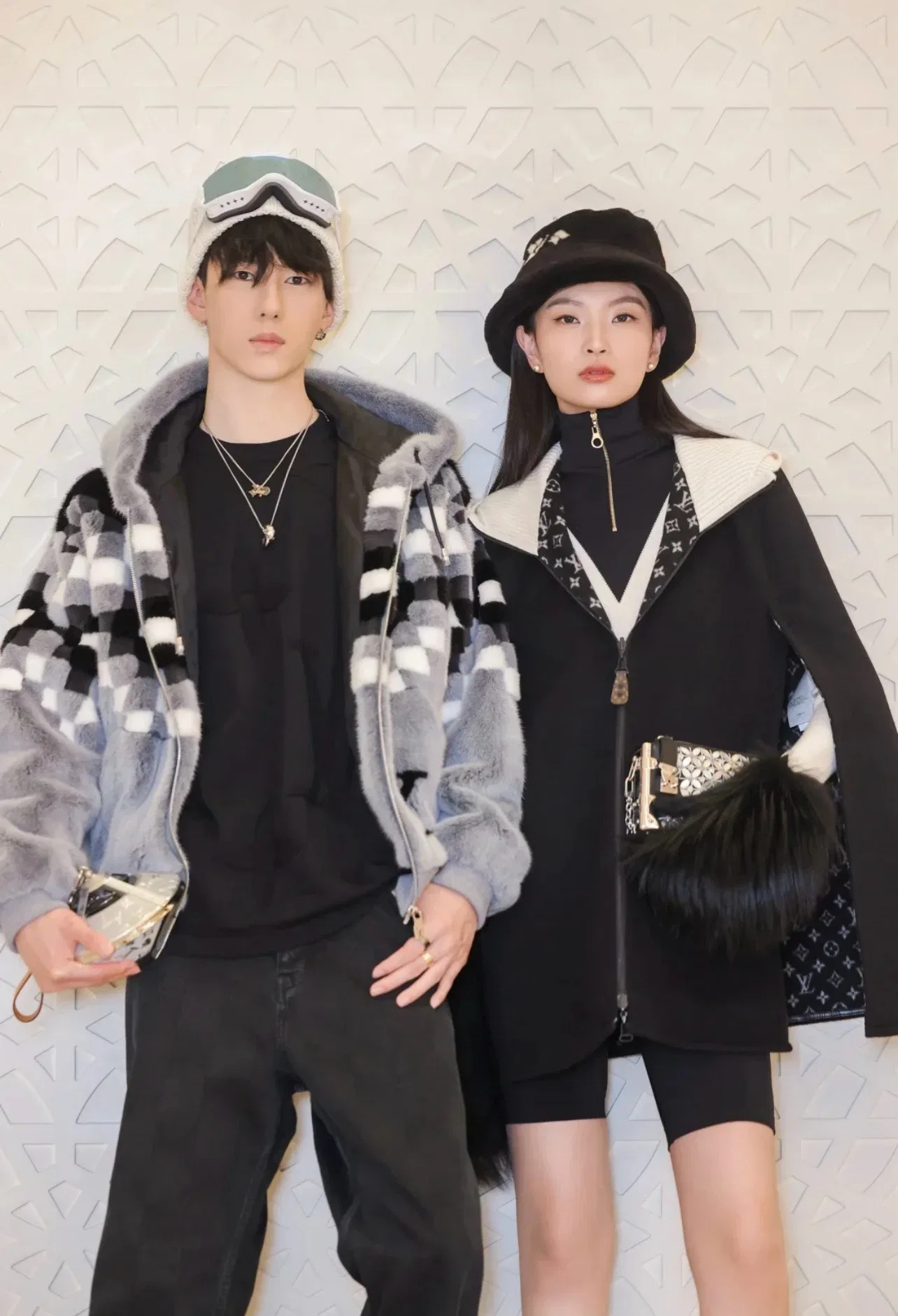 LV 27FW VVEHJZL 002 데님팬츠 13
