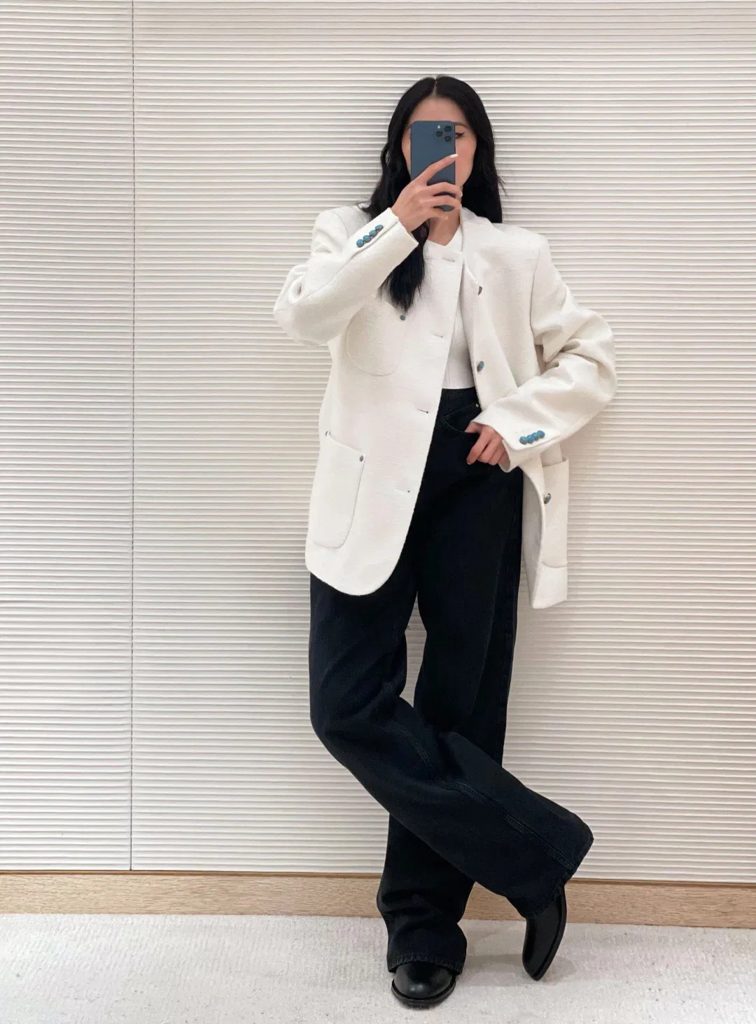 LV 27FW VVEHJZL 002 데님팬츠 23